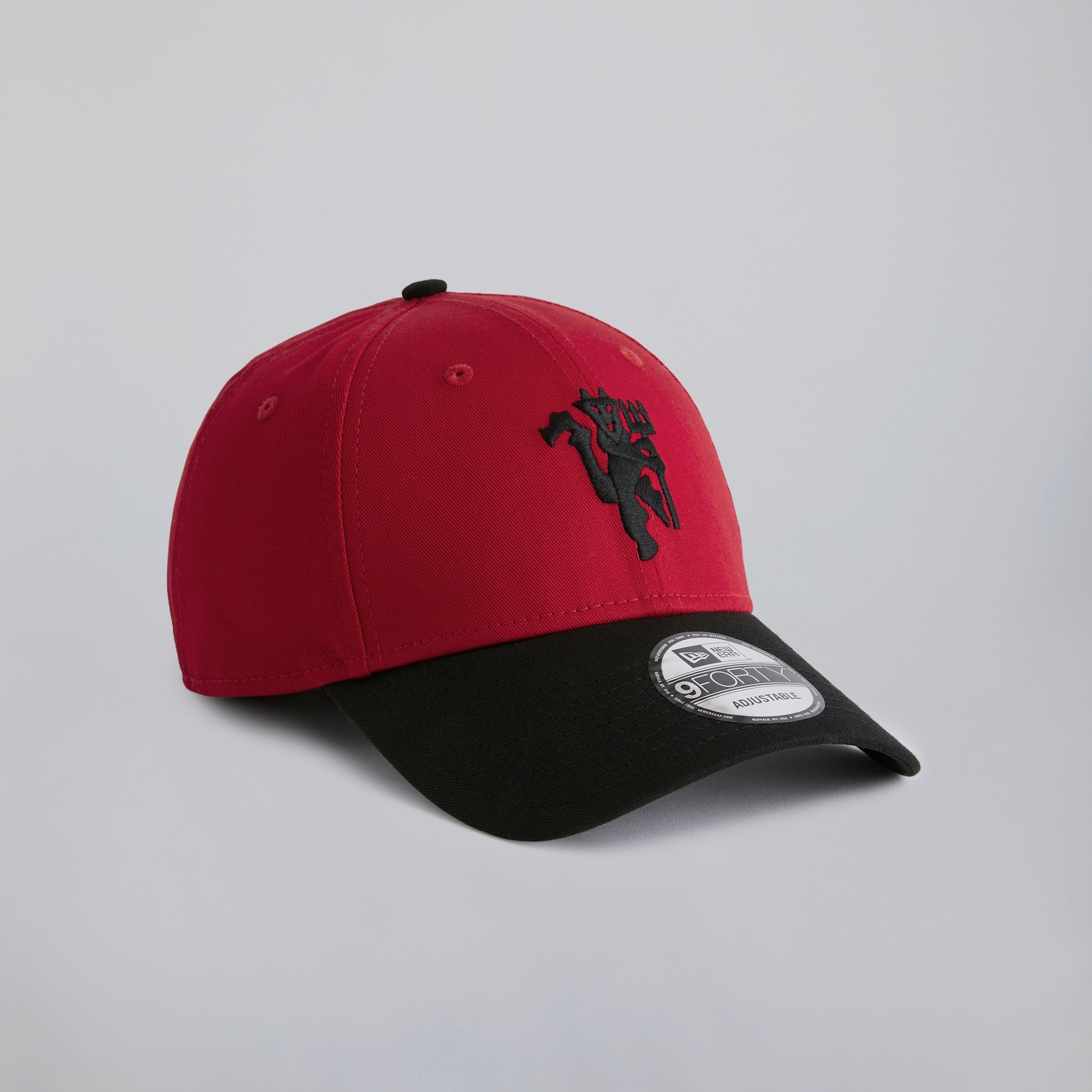 Manchester United x New Era Monogram 9Forty Contrast Cap Red Red Detail [2-5]
