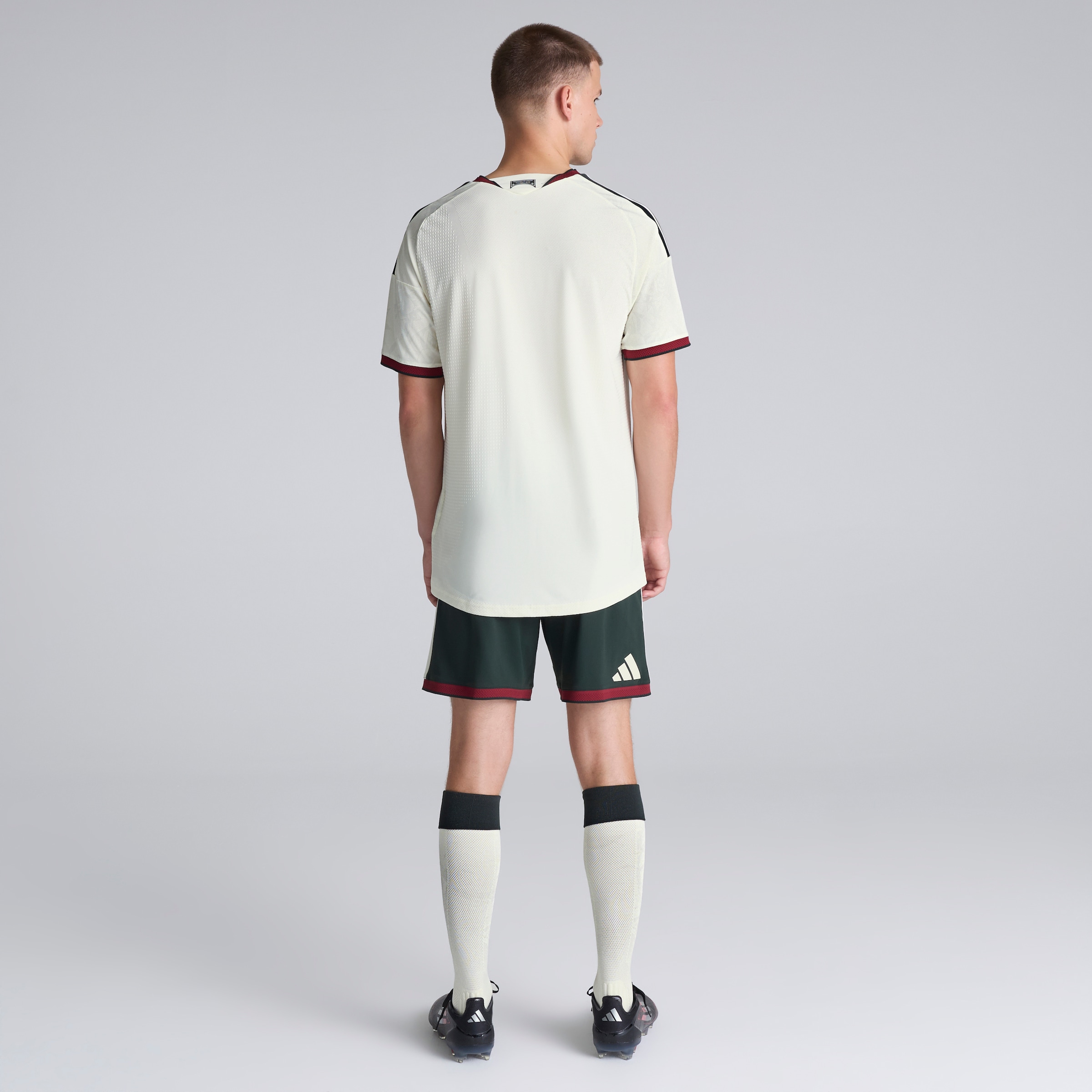 Manchester United 26/27 Third Authentic Shorts Green 绿色 细节 [4-5]