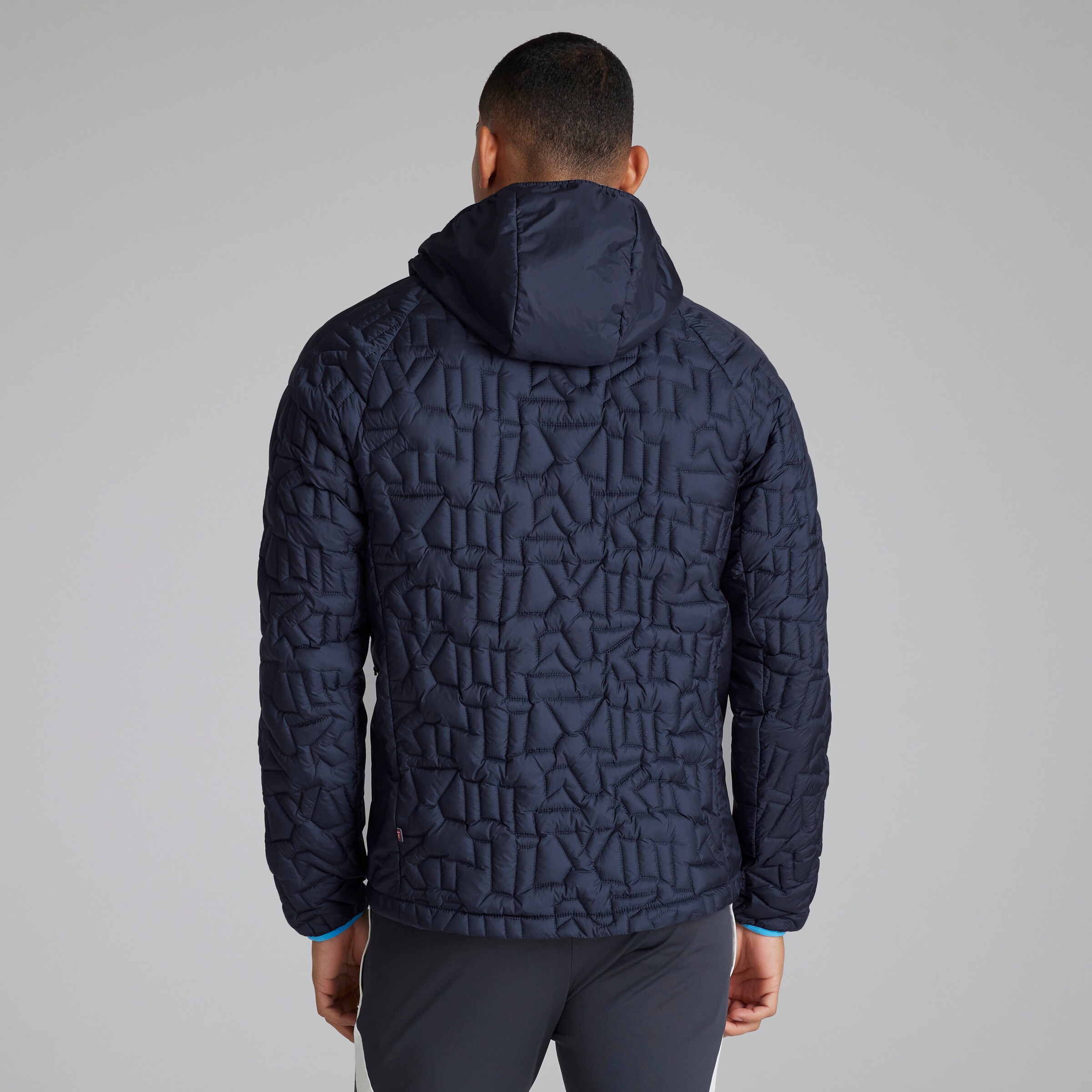 Manchester United x adidas Mens Terrex Xperior PrimaLoft Jacket Navy Navy blue Detail [2-6]