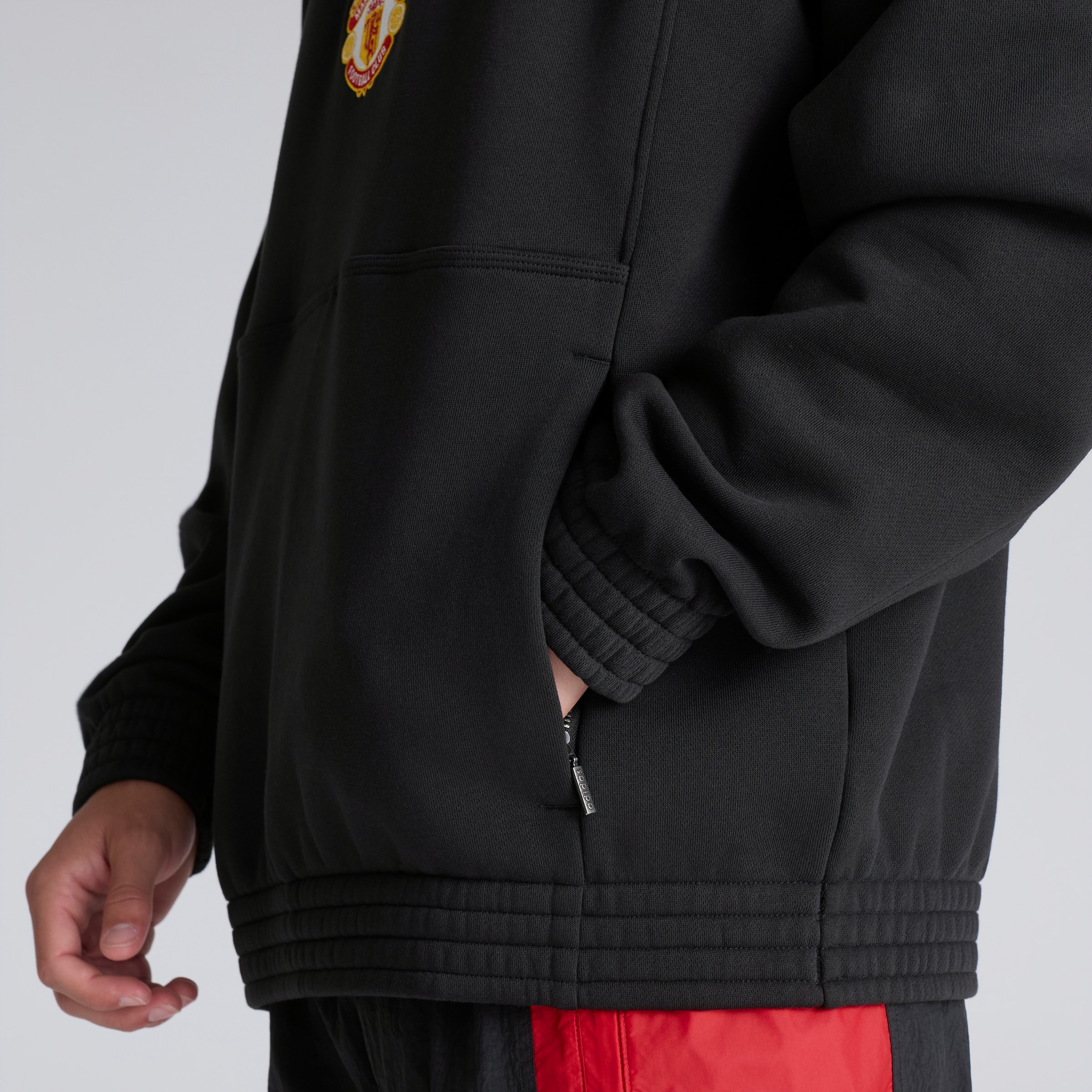 Manchester United x adidas EQT Half Zip Top Black Black Detail [5-6]