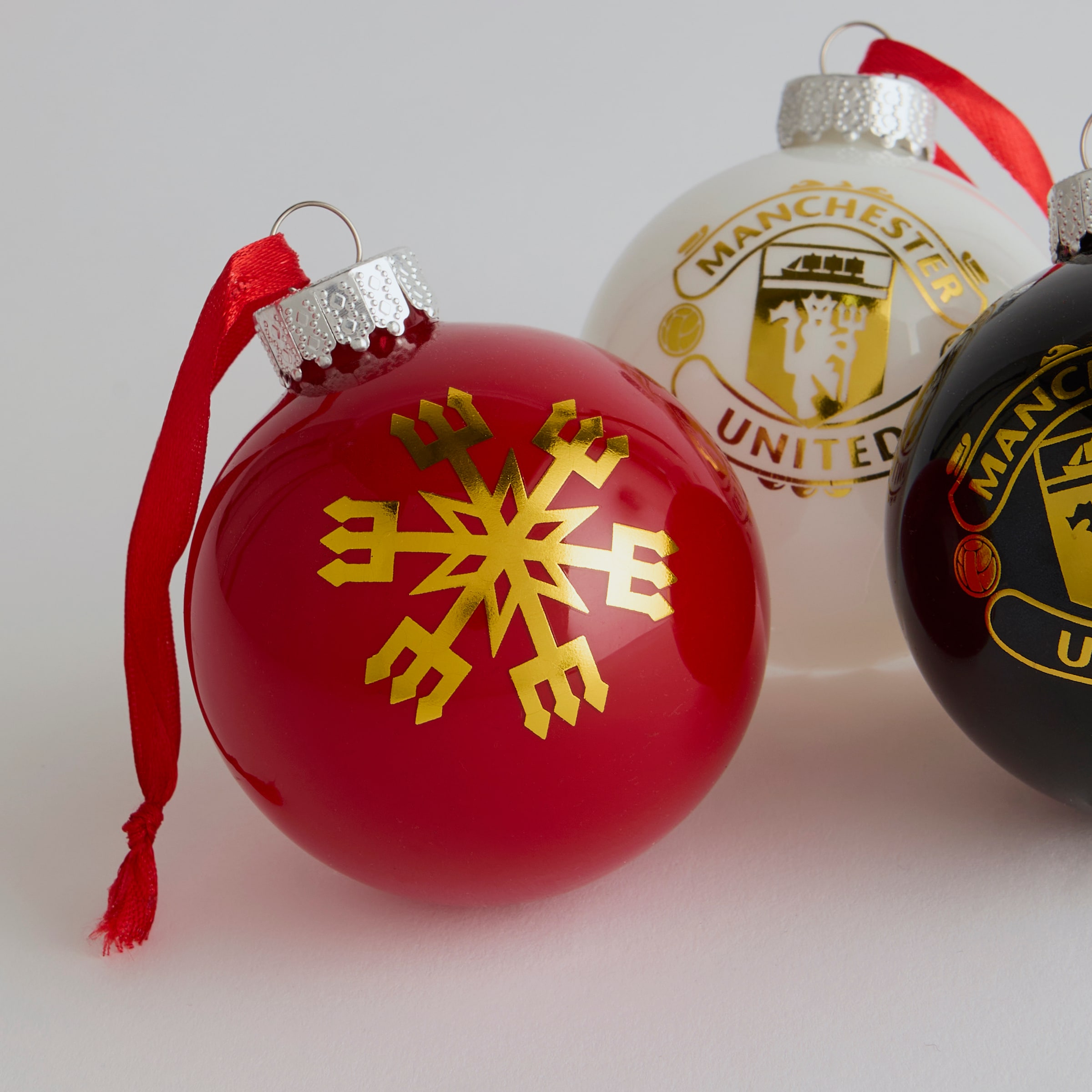Manchester United Christmas Ornament Set 3 Pack Multi Multicolore Détail [3-4]