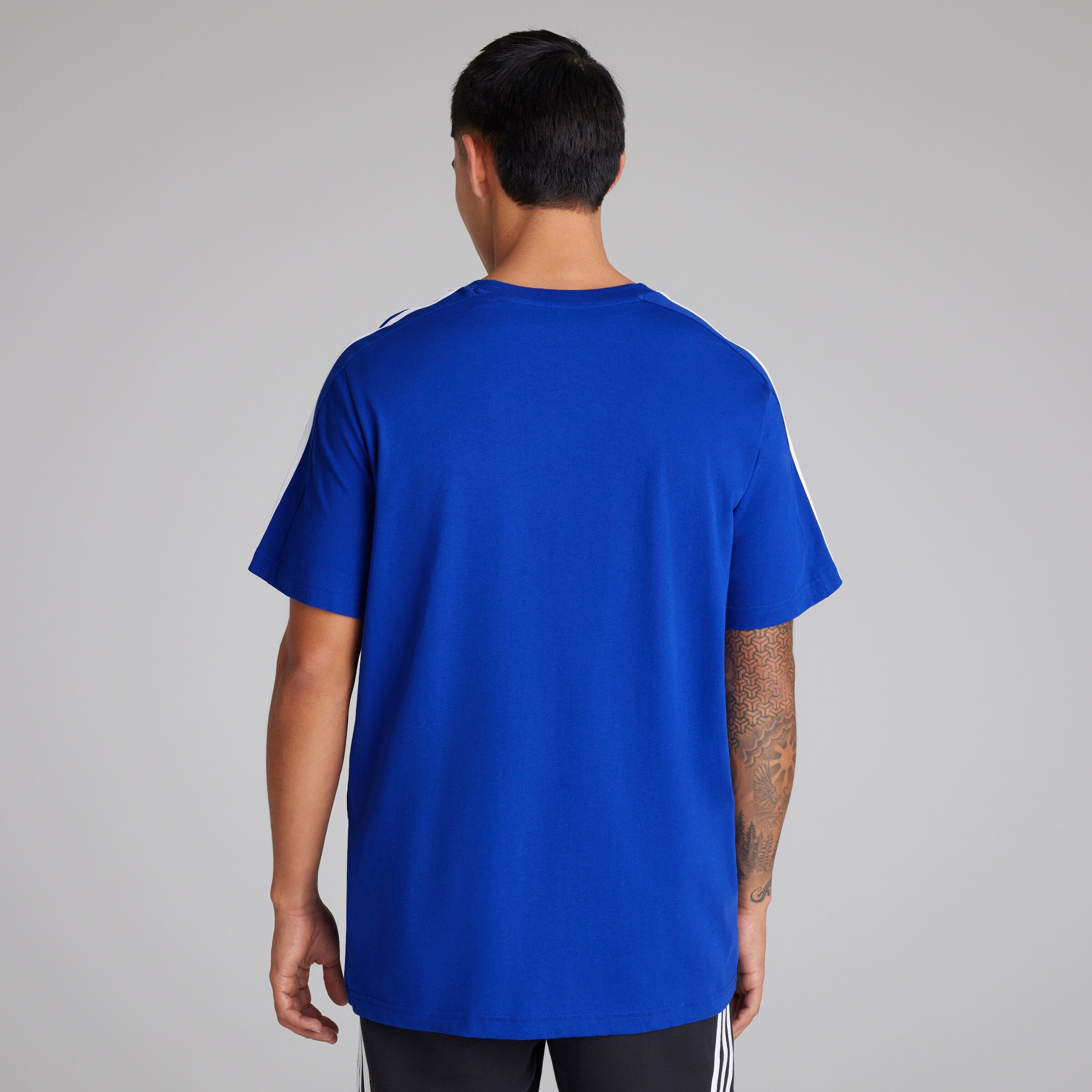 Camiseta 3-Stripes Essentials de AlgodÃ³n Sencillo Manchester United x adidas Azul Azul Detalle [2-5]