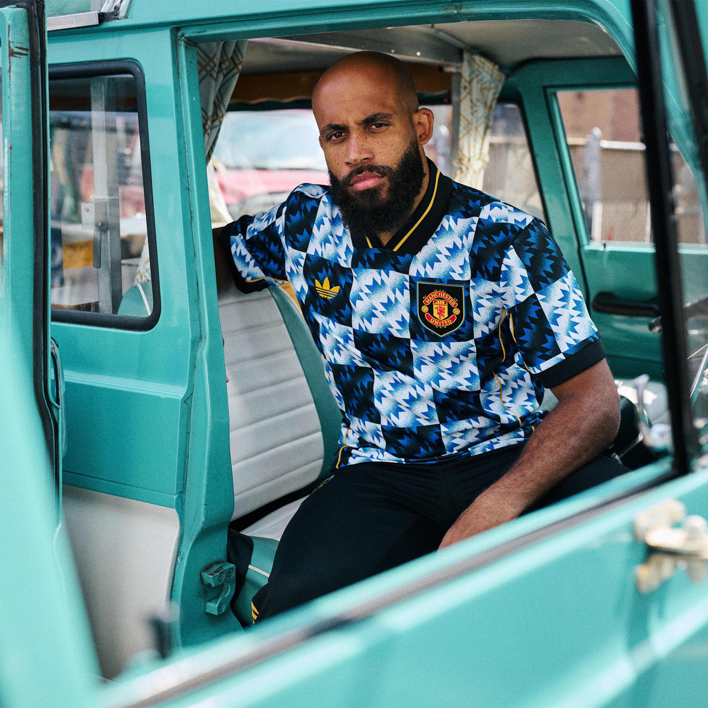 Manchester United x adidas LFSTLR Jersey Blue Multi Detail [1-6]