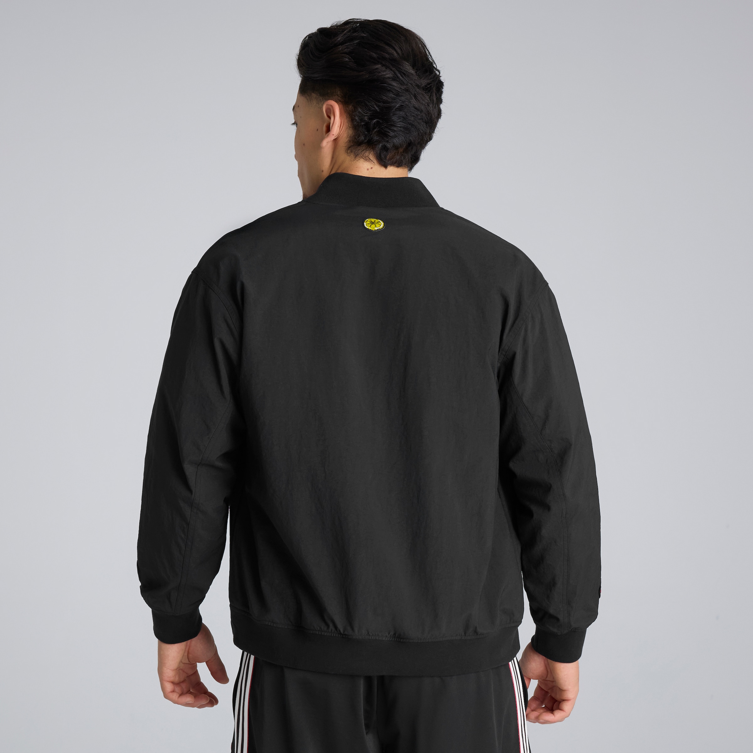 Manchester United x adidas Stone Roses Jacket Black Black Detail [2-8]