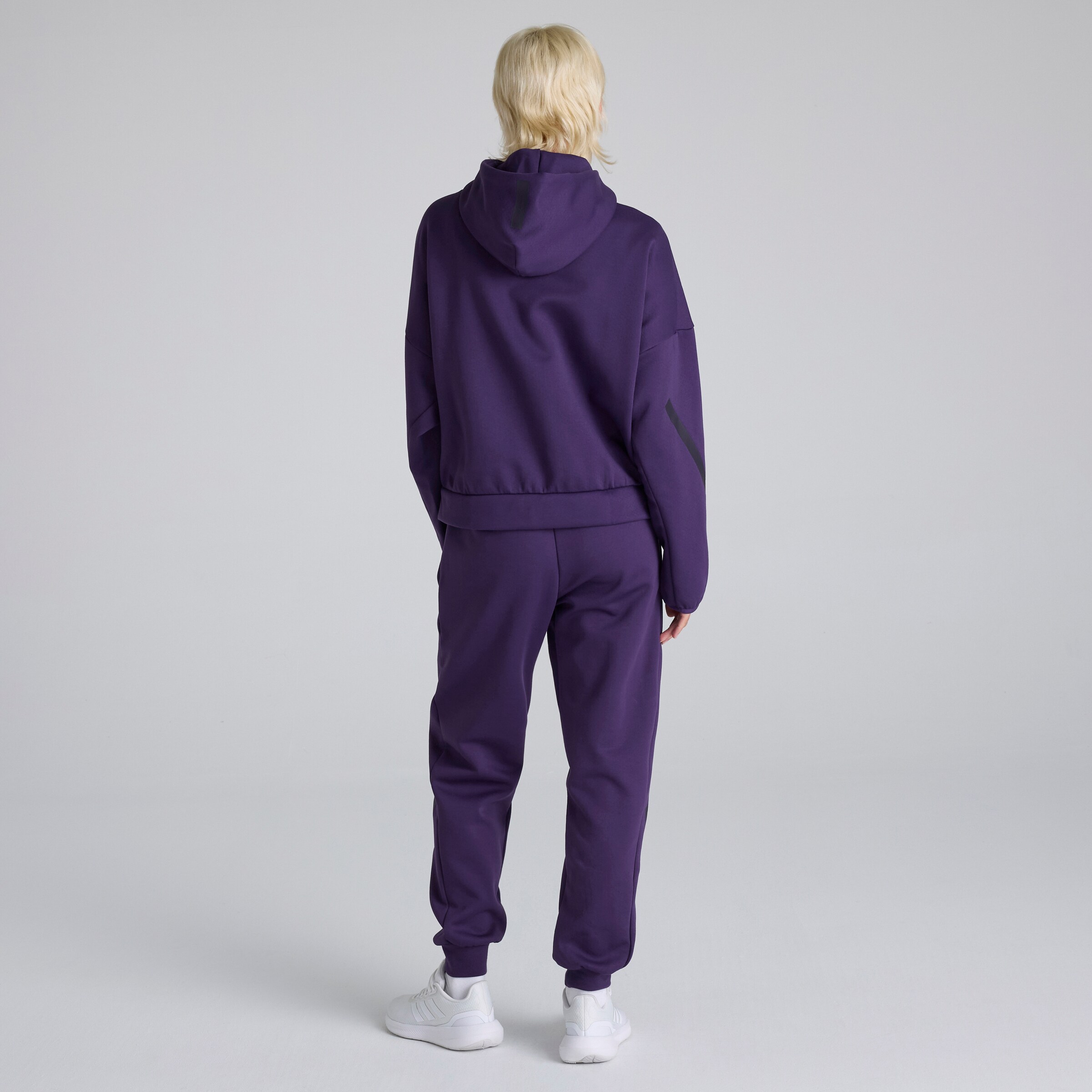 Manchester United x adidas Womens Z.N.E. Tracksuit Bottoms Purple Purple Detail [2-6]