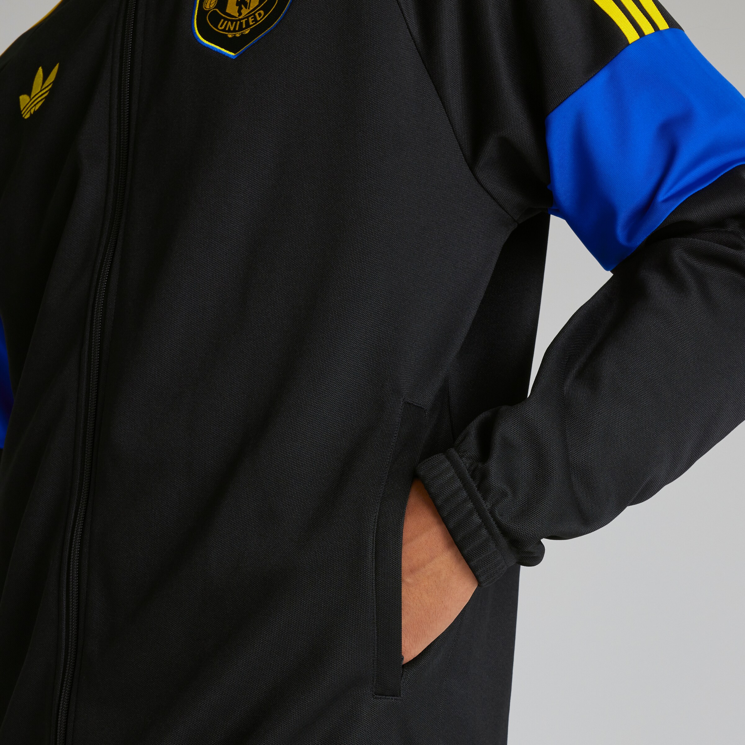 Manchester United x adidas LFSTLR Track Top Black Black Detail [5-5]