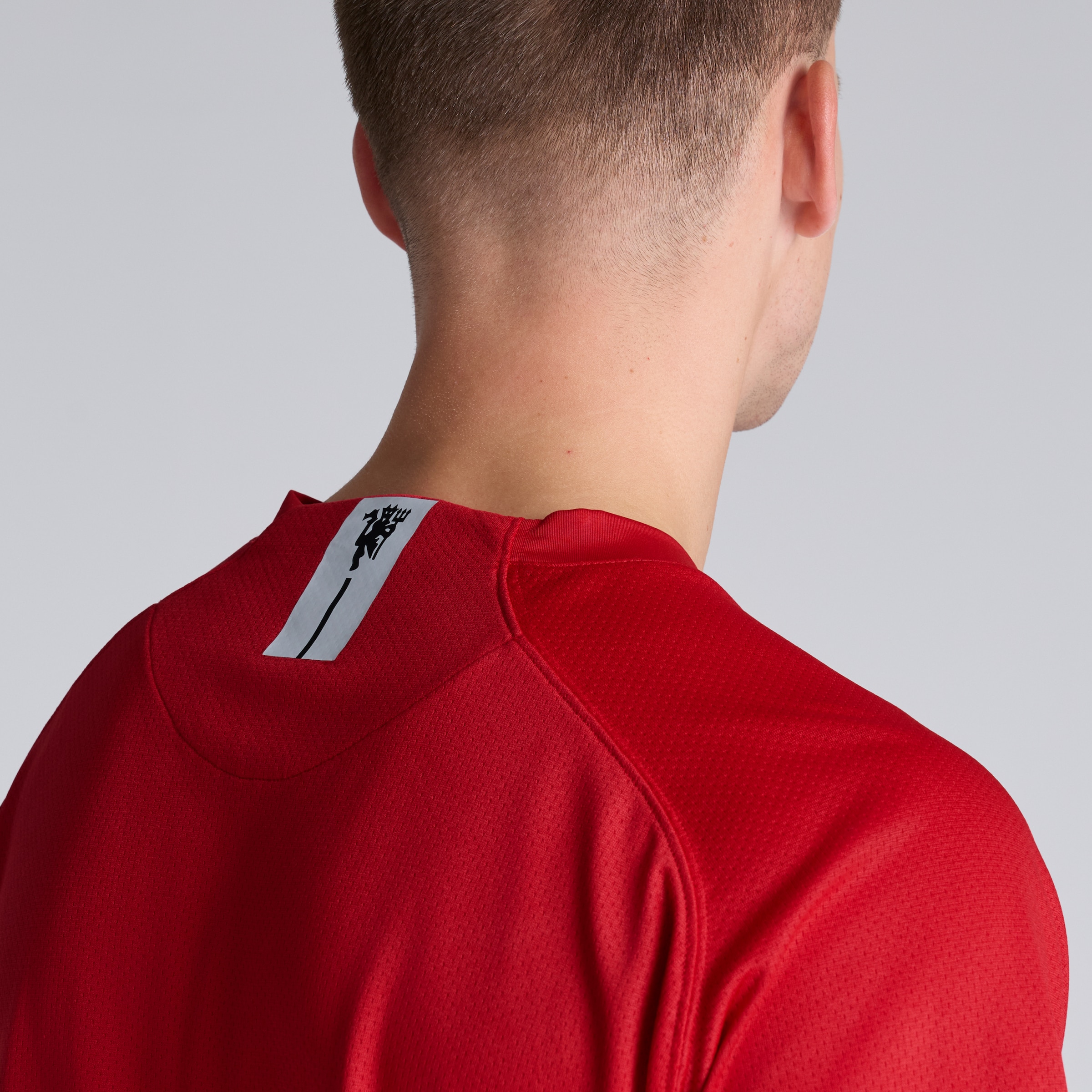 Manchester United 2007-09 Retro Home Champions League Final Shirt Red Rot Detail [5-7]