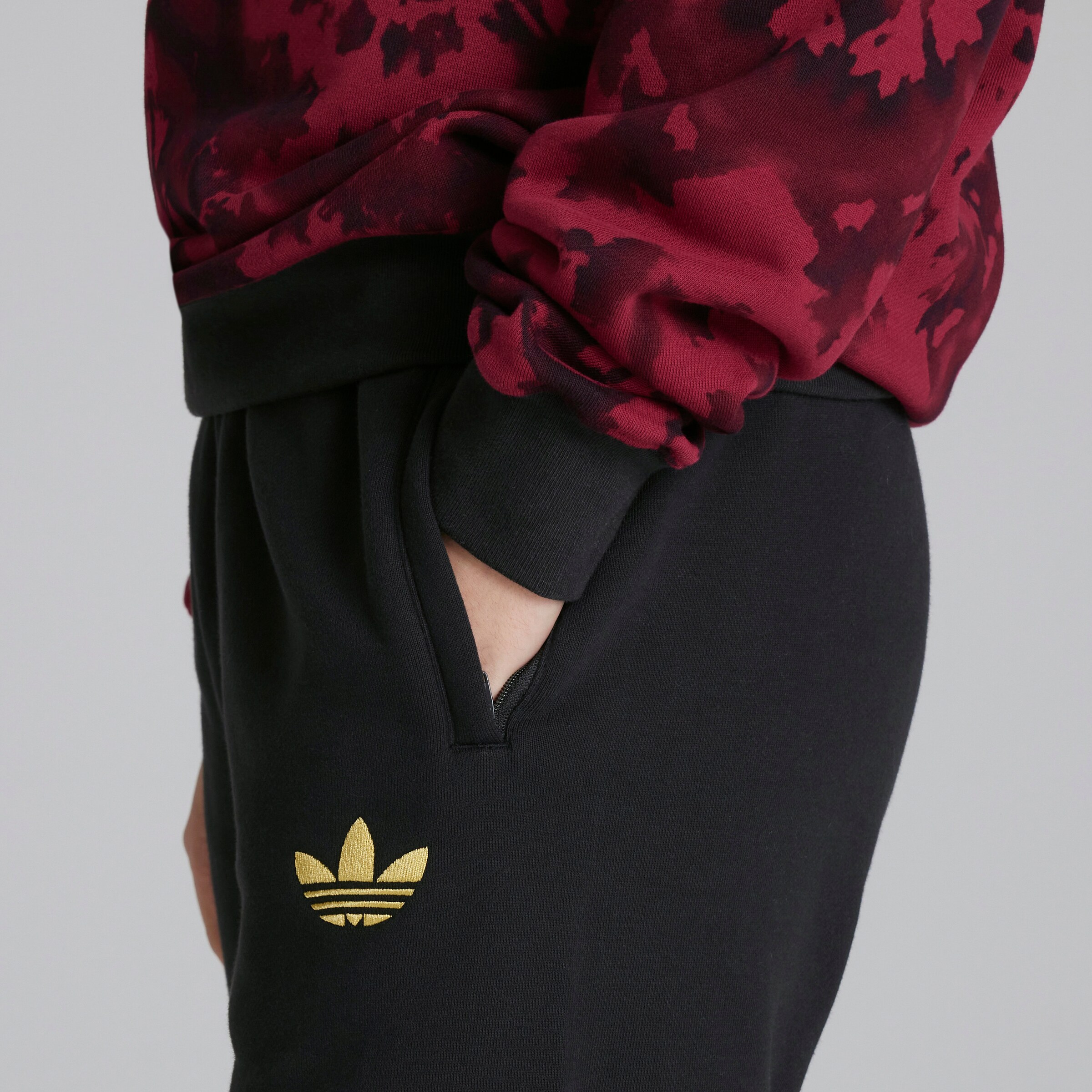 Manchester United x adidas Mens Lunar New Year Pants Black Black Detail [8-8]