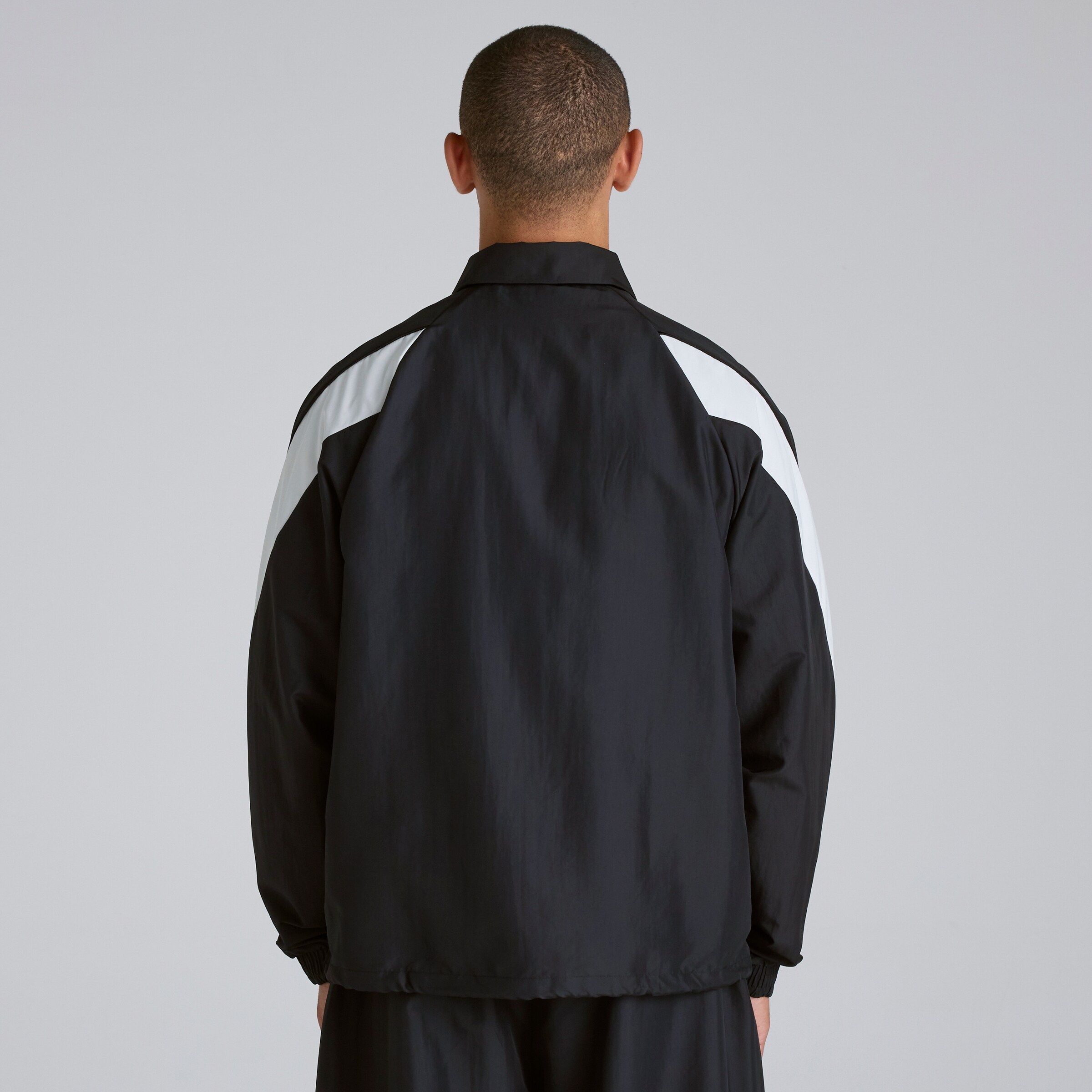 Manchester United x adidas Stadium Track Top Black Black Detail [2-5]