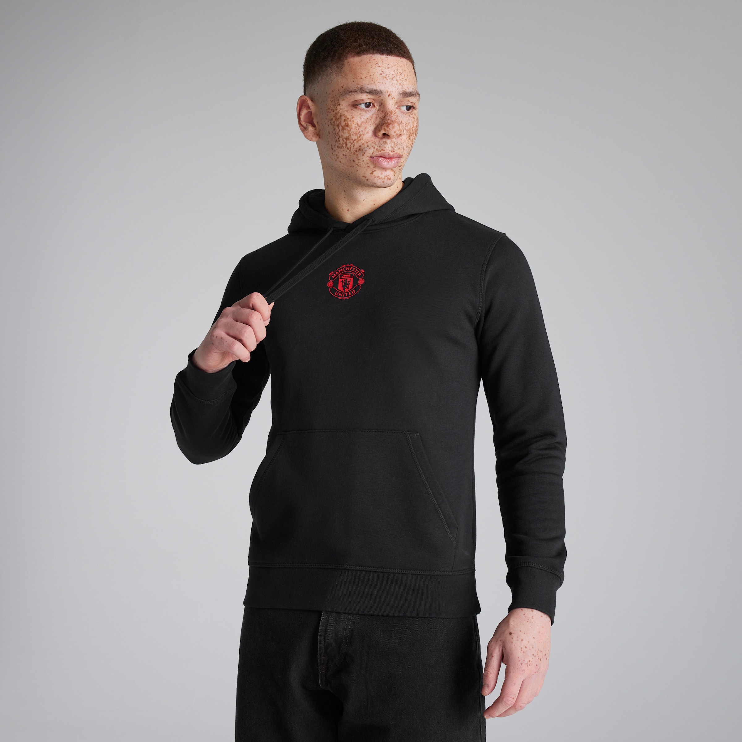 Manchester United The Impossible Dream Hoodie Black Noir Détail [2-5]
