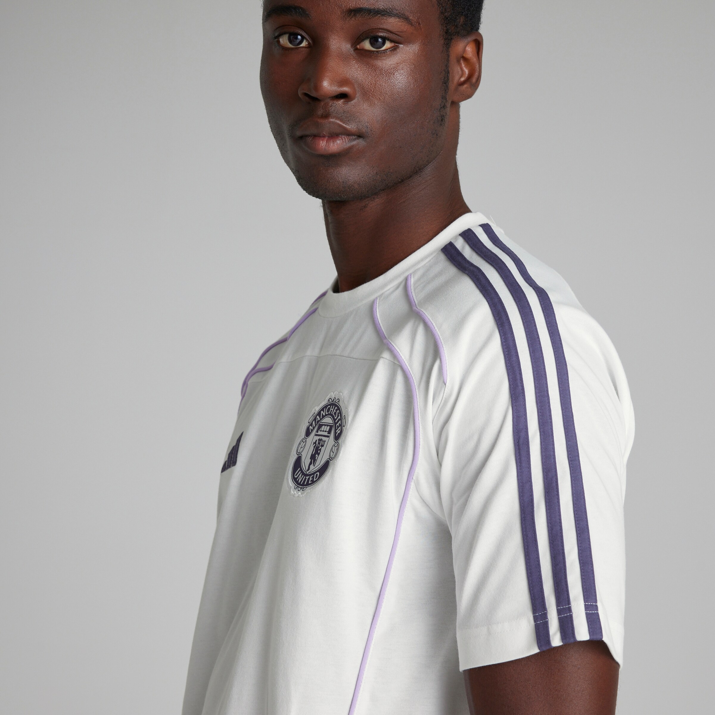 Manchester United x adidas Urban Purist T-Shirt White White Detail [5-5]