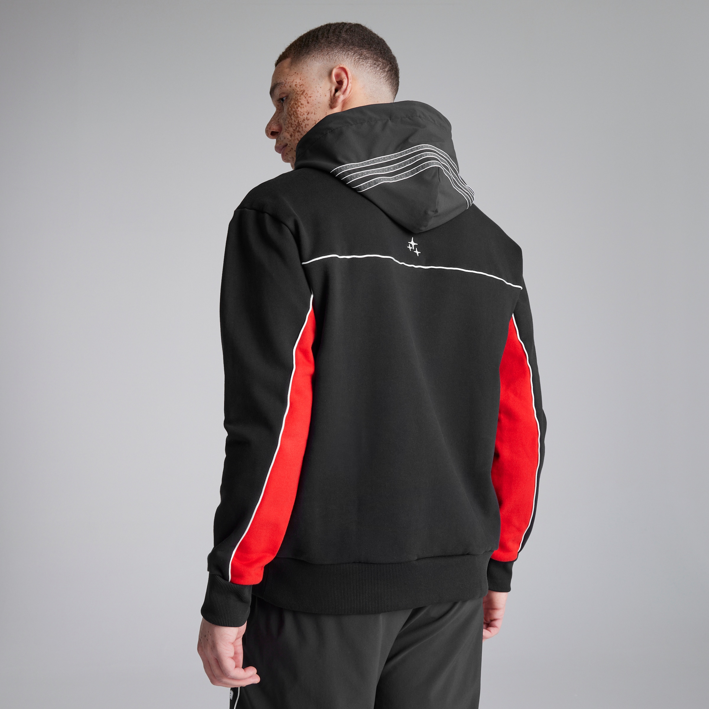 adidas Manchester United × drama call 5083adf0dd7dbc13a84e8a129233b5