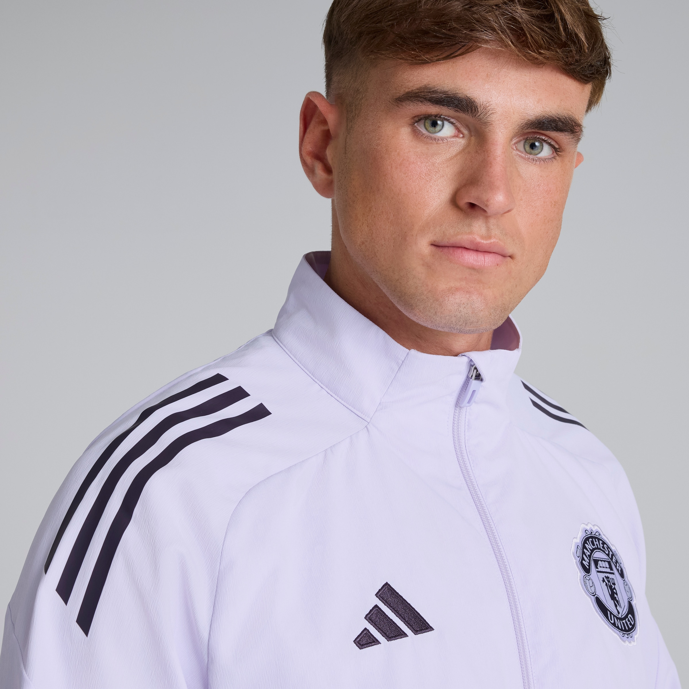 Manchester United Tiro 25 Competition Presentation Jacket Purple Detail [4-5]