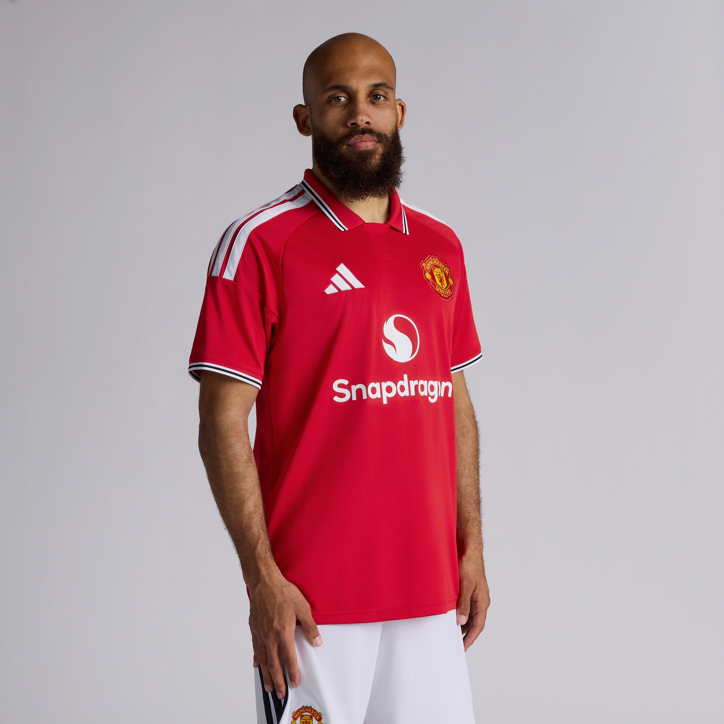 Manchester United 26/27 Home Jersey with Mbeumo 19 EPL Printing & Badge 红色 细节 [2-5]
