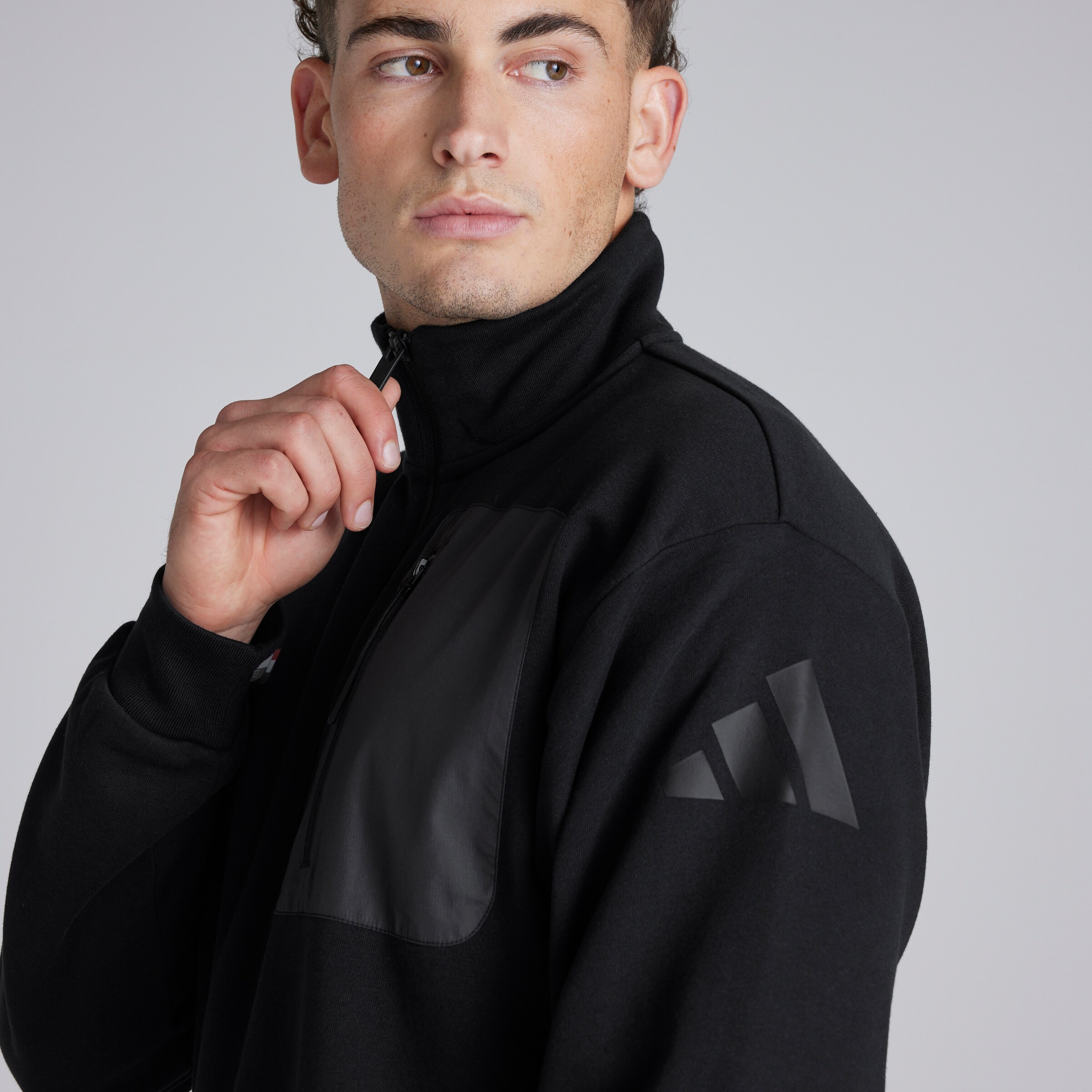 Manchester United x adidas City Escape Half Zip Fleece Black Black Detail [4-6]