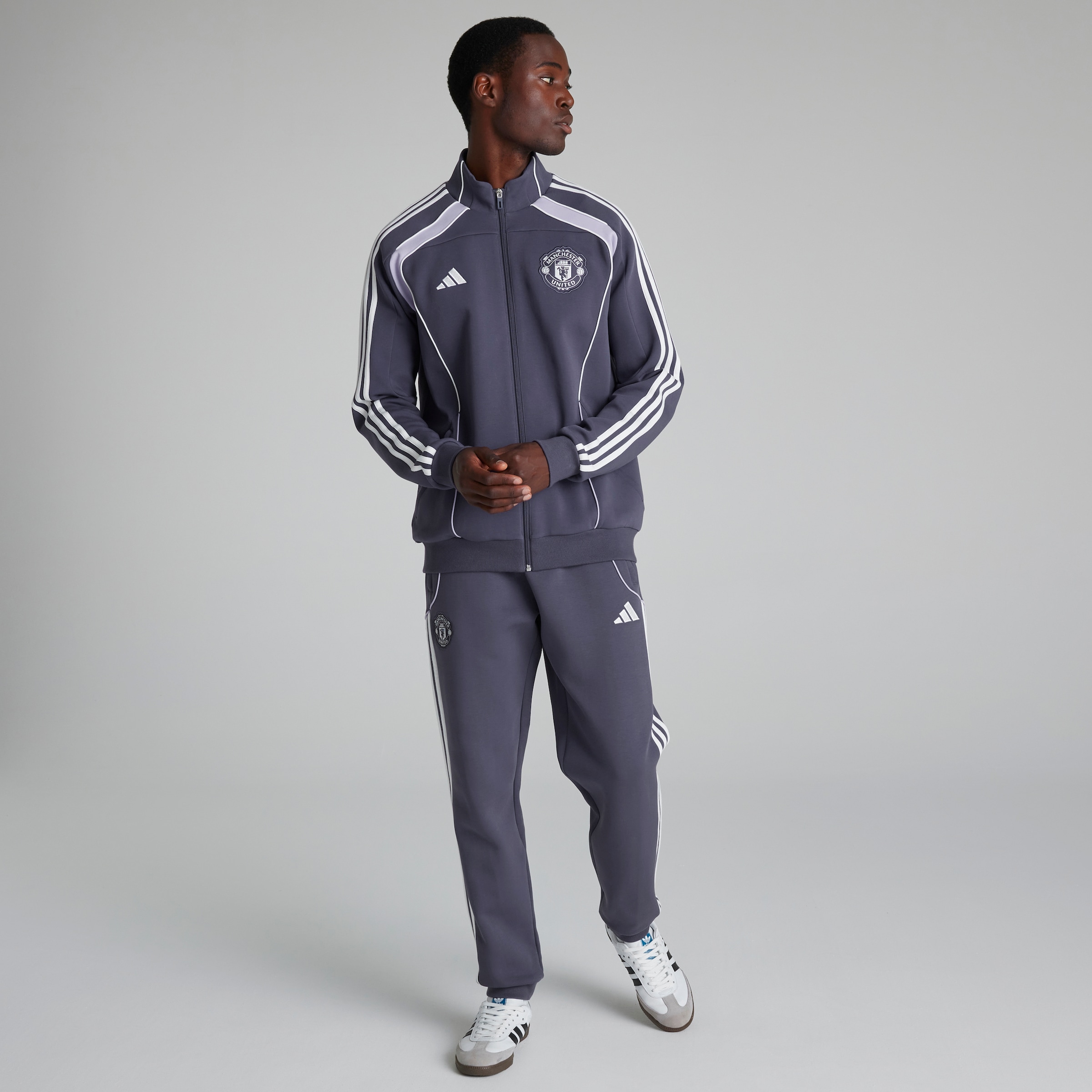 Manchester United x adidas Urban Purist Pants Purple Purple Detail [3-6]