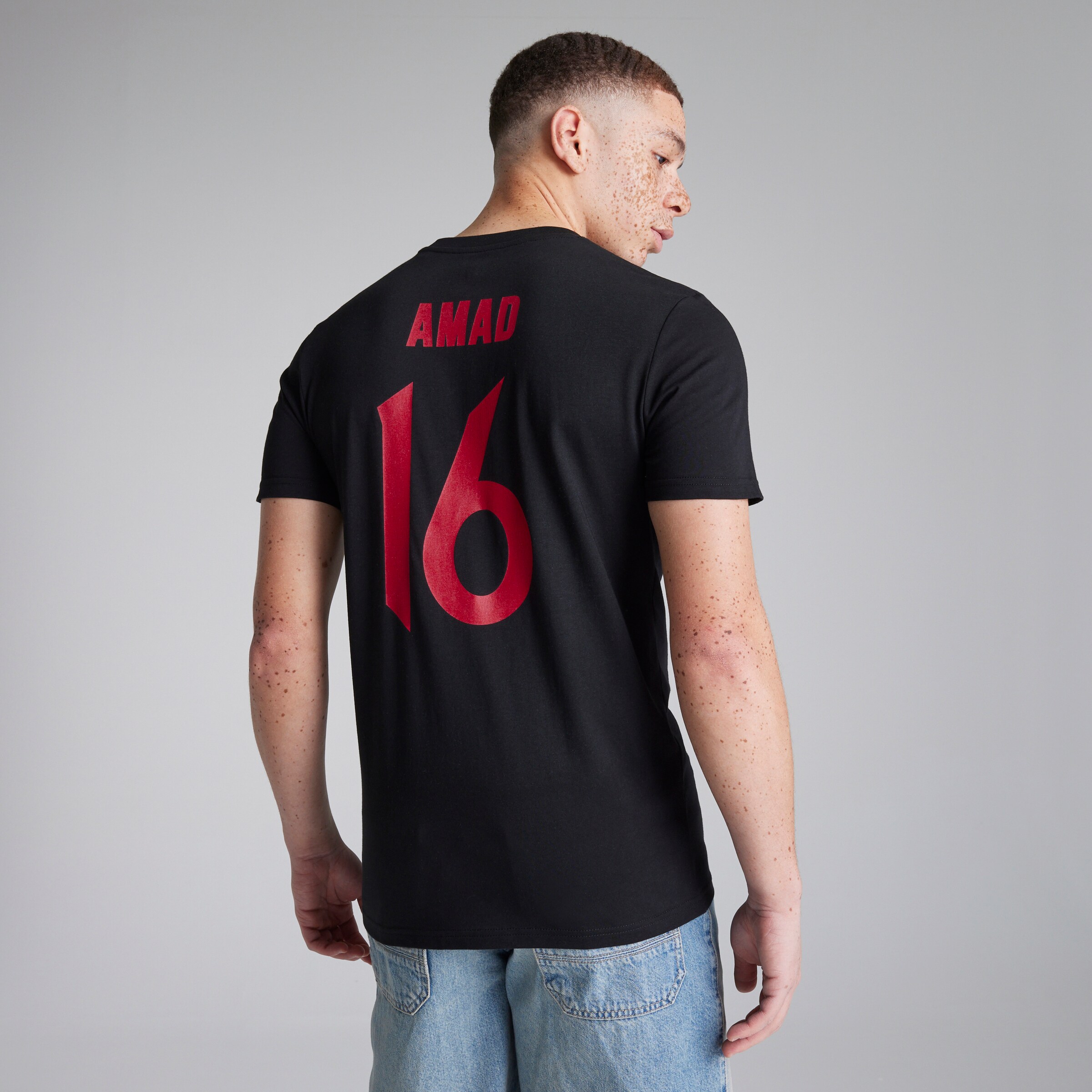 Manchester United Amad 16 T-Shirt Black Noir Détail [2-5]