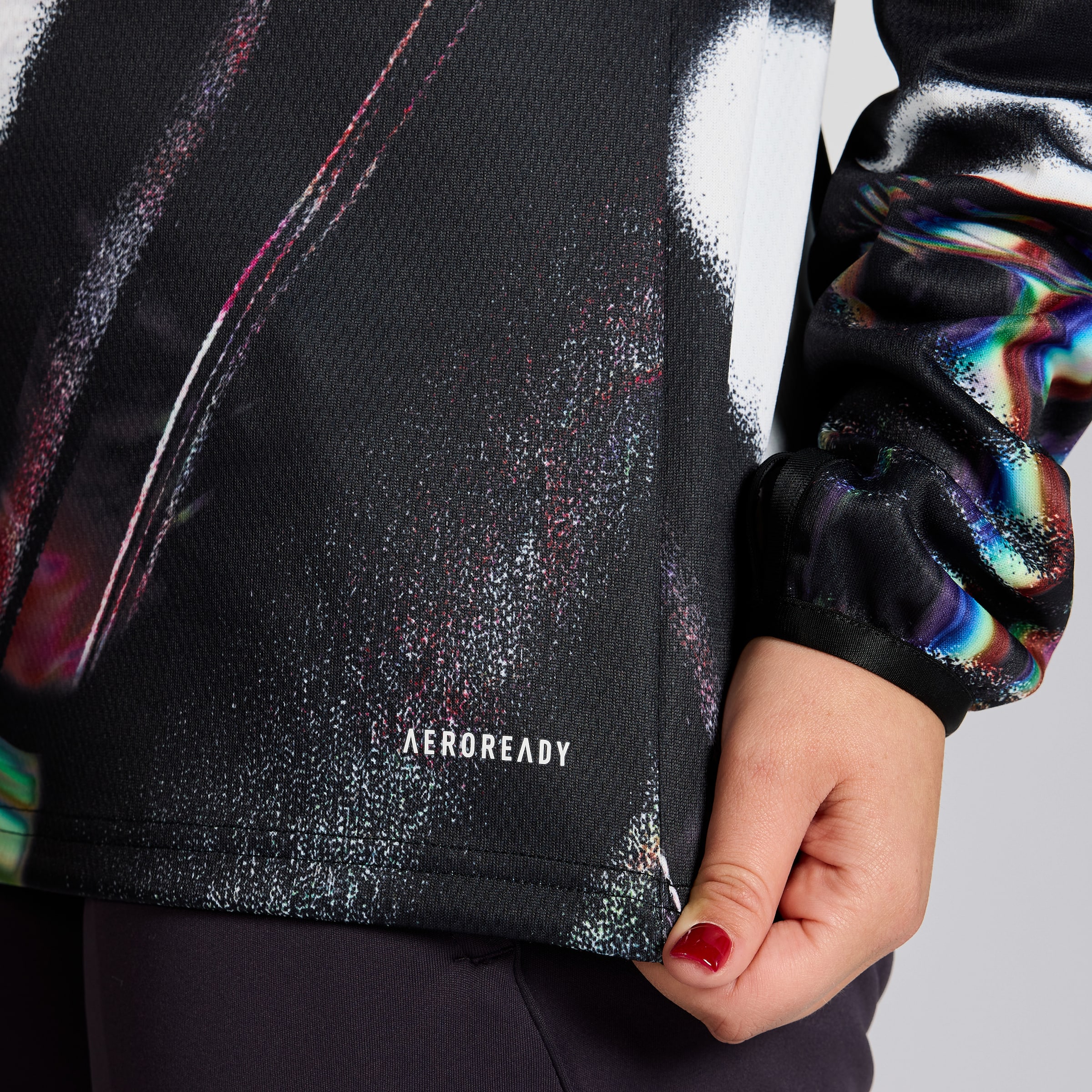 Manchester United 25/26 Pre Match Warm Top Black Detail [5-5]