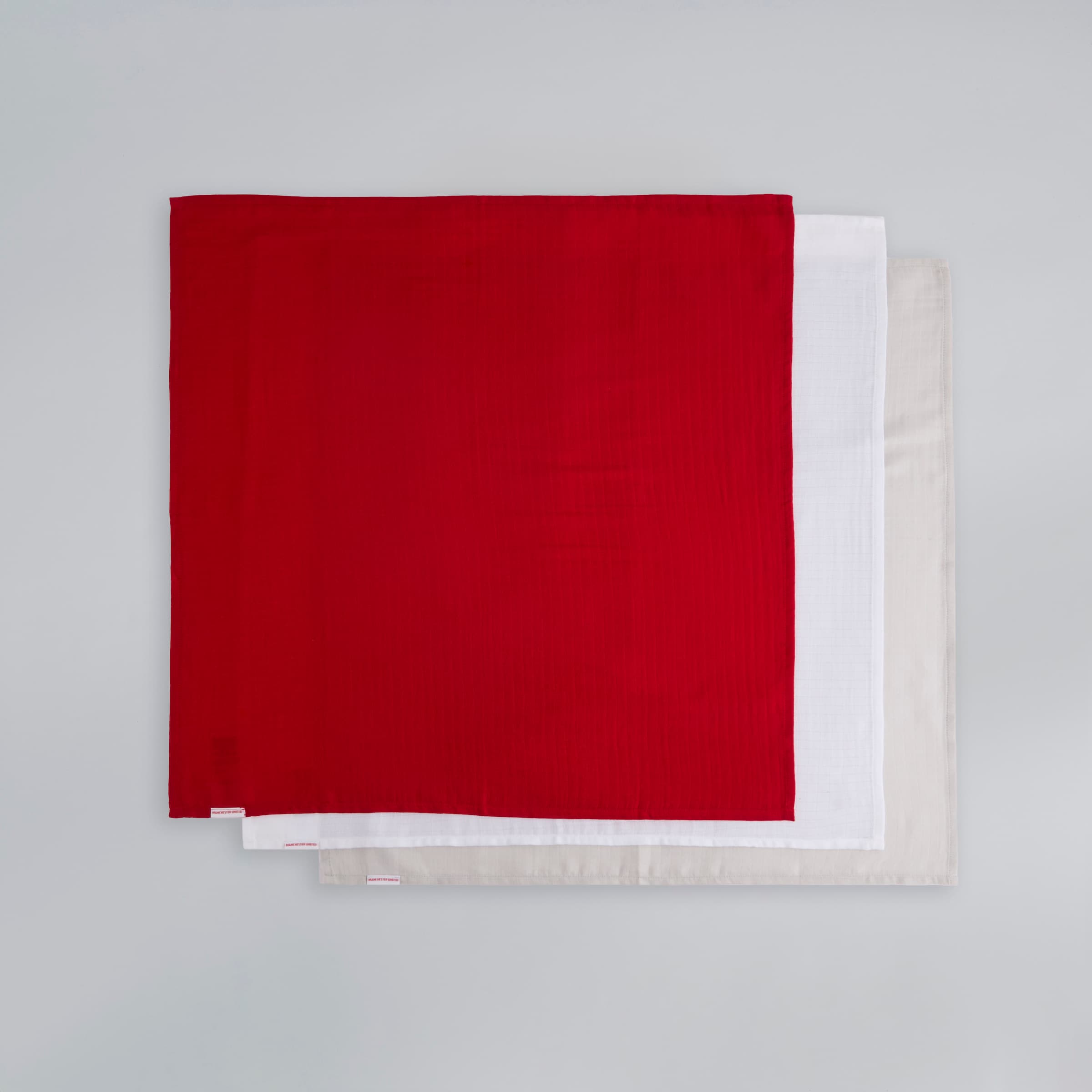 Manchester United Baby Muslins 3 Pack Multi Red Detail [3-4]