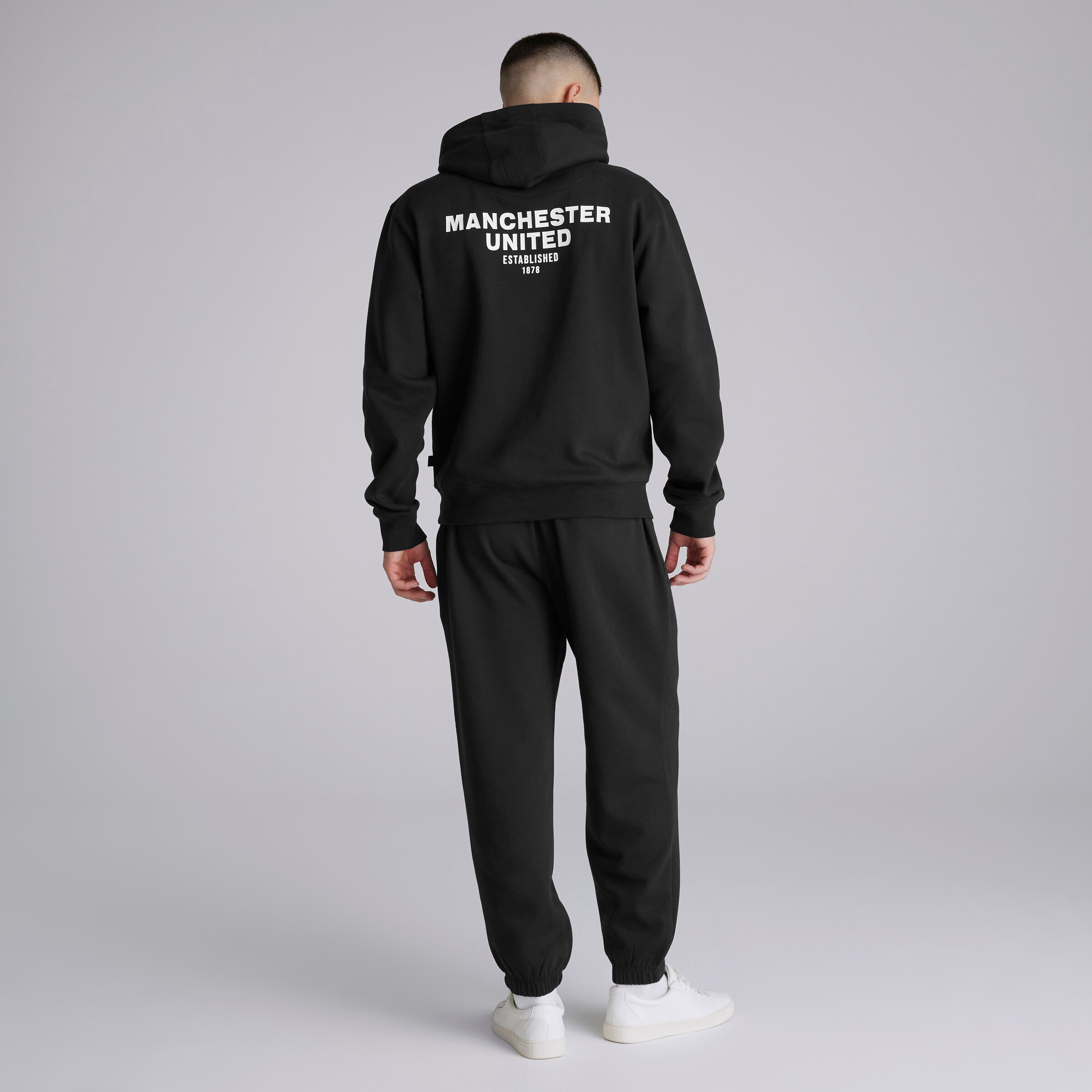 Manchester United Mens Print Joggers Black Black Detail [2-6]