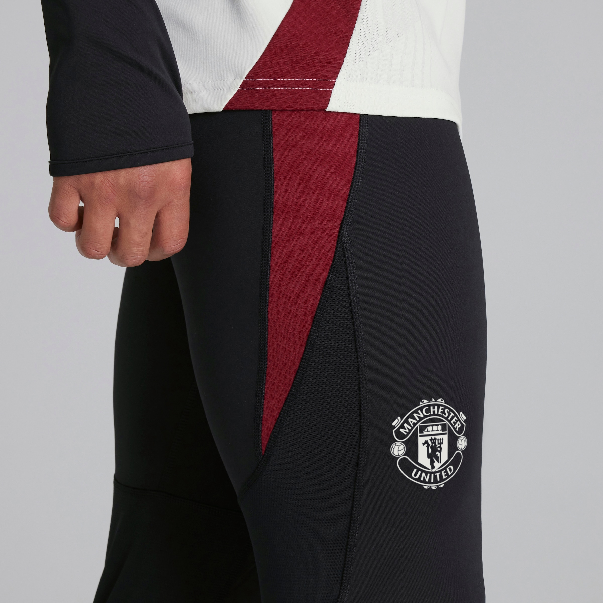 Manchester United Tiro 24 Pro Pants Black Noir Détail [5-6]