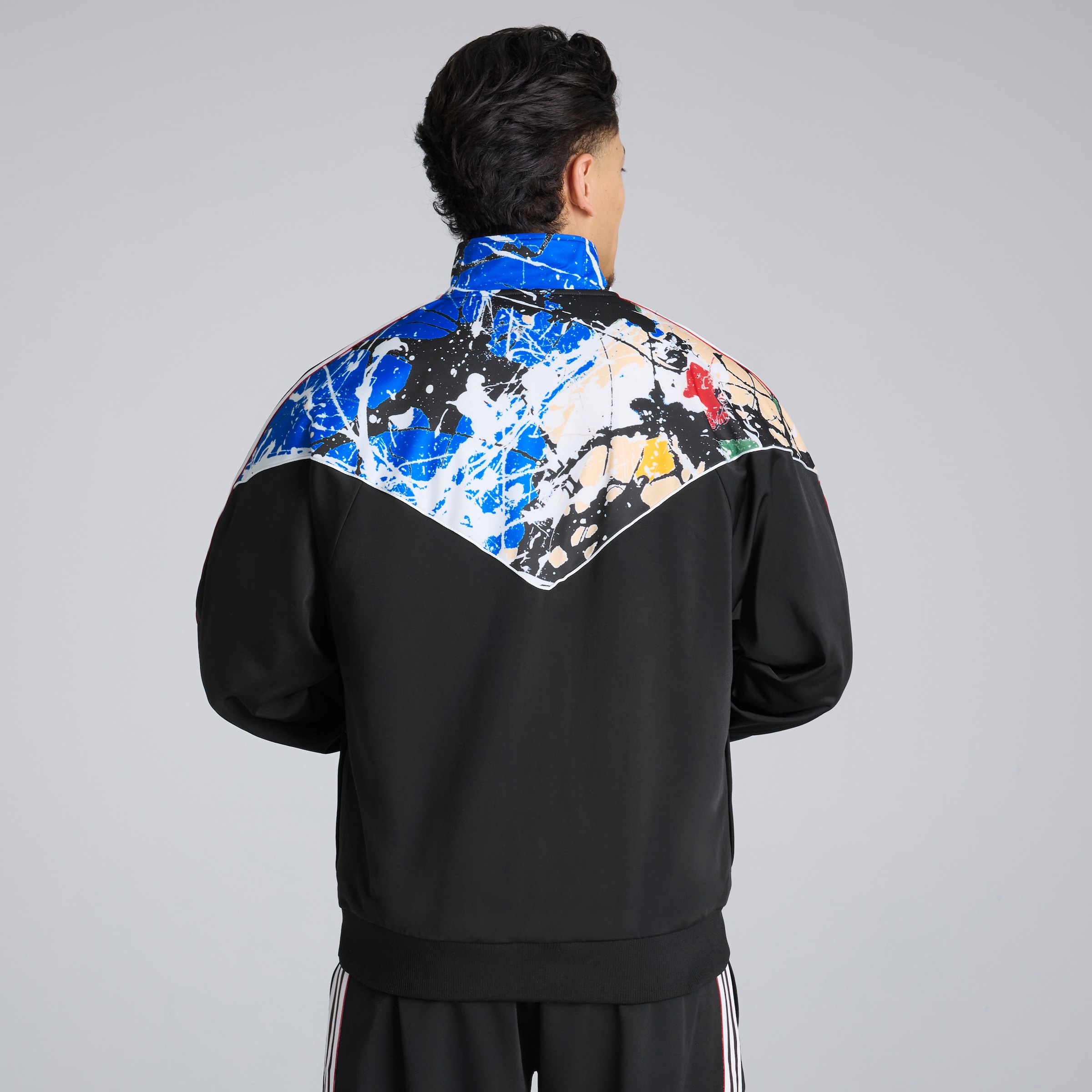 Manchester United x adidas Stone Roses Track Jacket Black Black Detail [2-8]