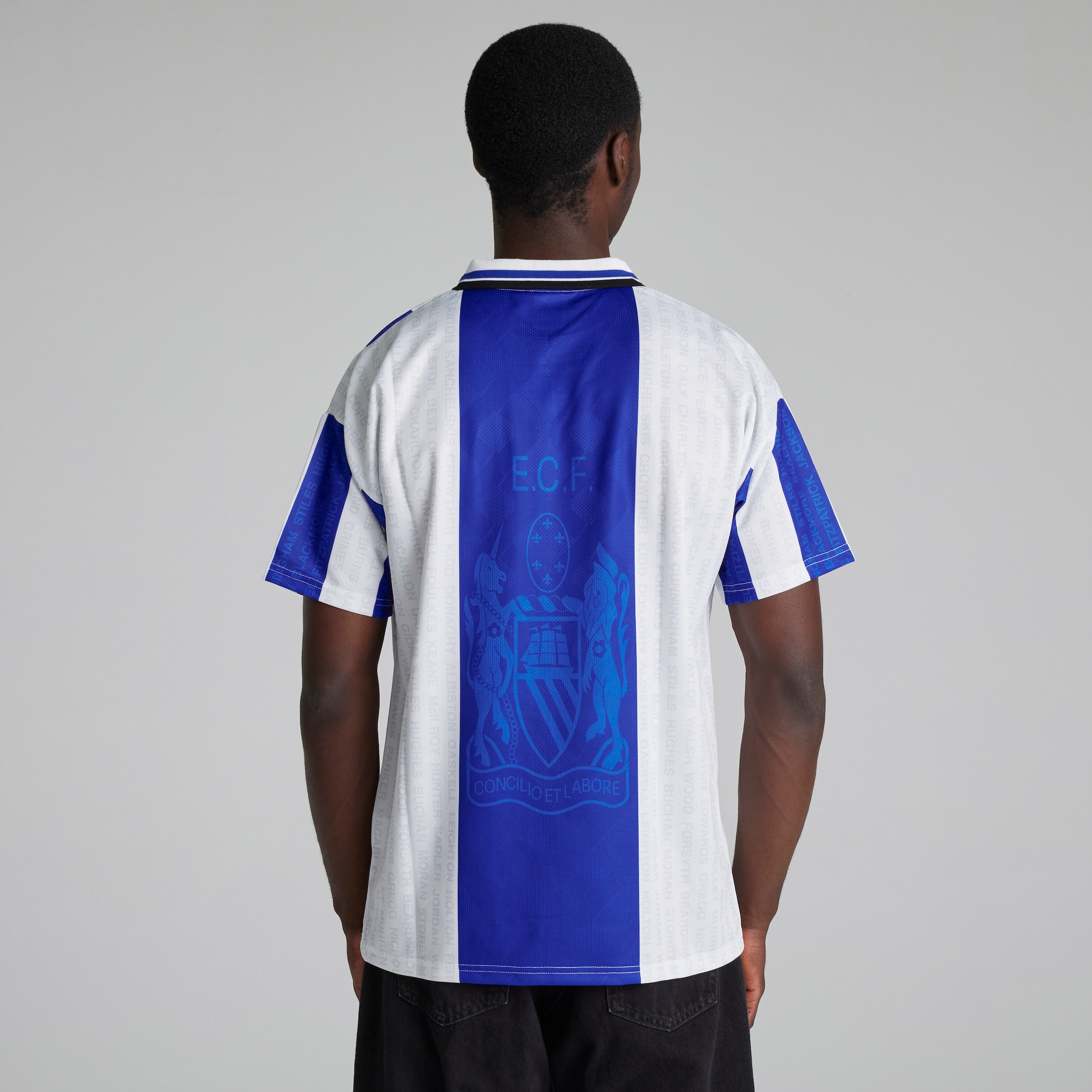 Manchester United 1994-97 Third Shirt Blue Bleu Détail [2-5]