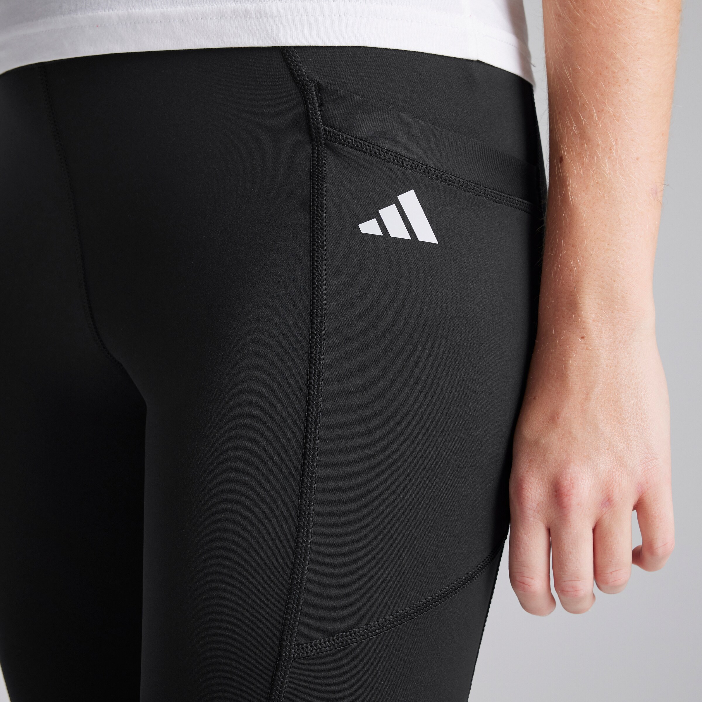 Manchester United x adidas Womens Golf Pocket Leggings Black Black Detail [4-5]