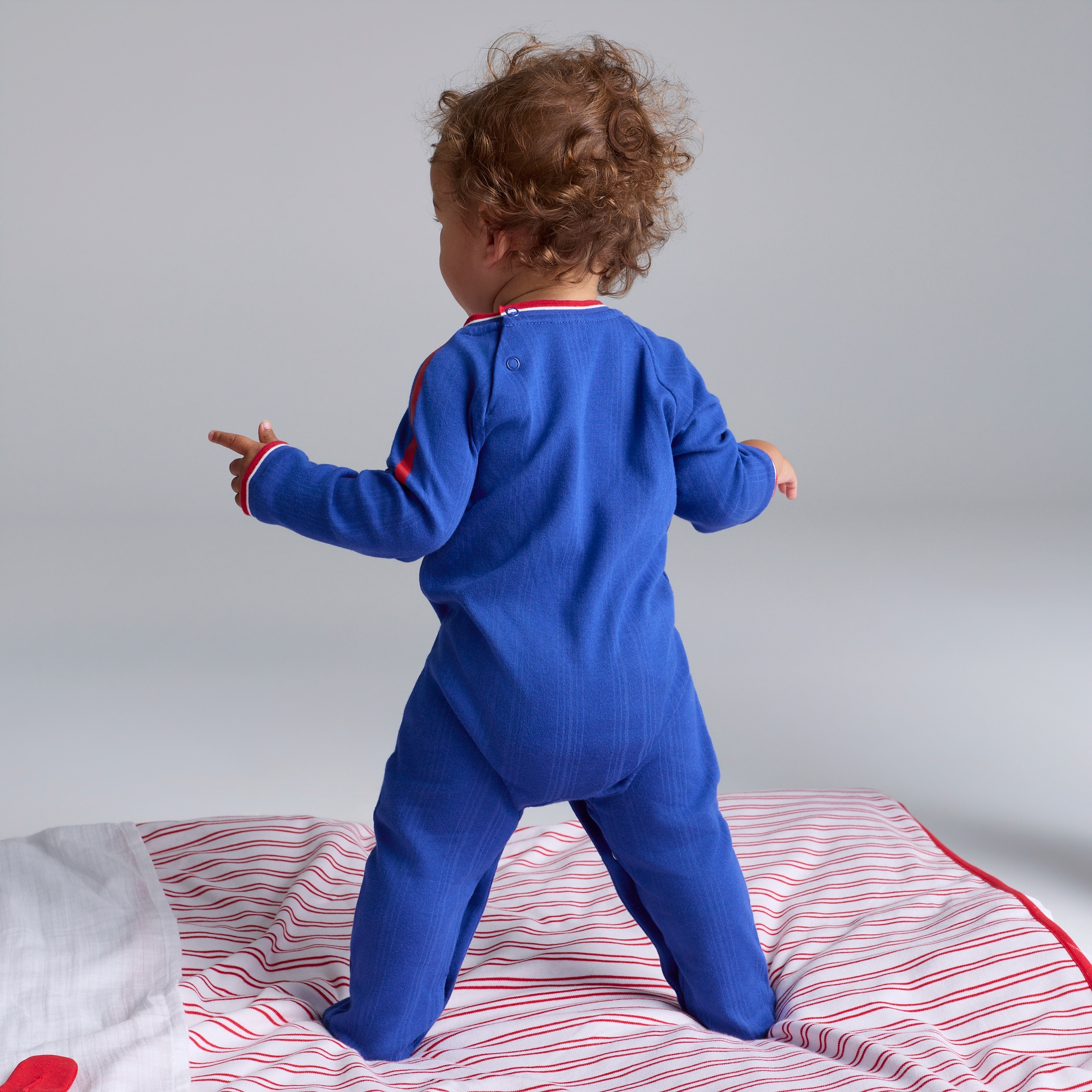 Manchester United Baby 26/27 Away Sleepsuit Blue Blue Detail [3-6]