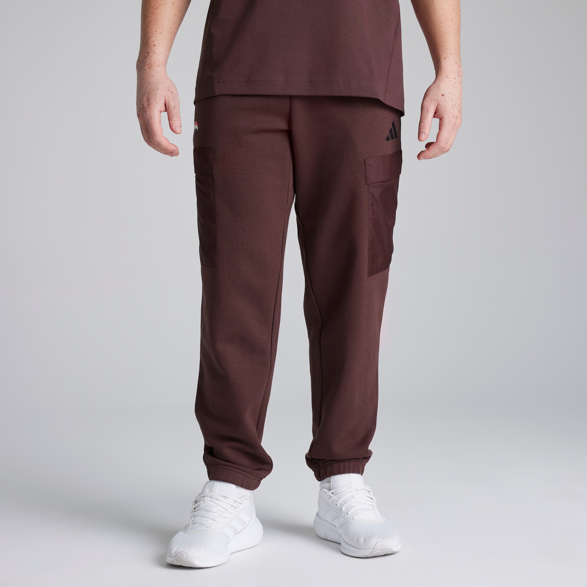 Manchester United x adidas City Escape Fleece Joggers Red Red