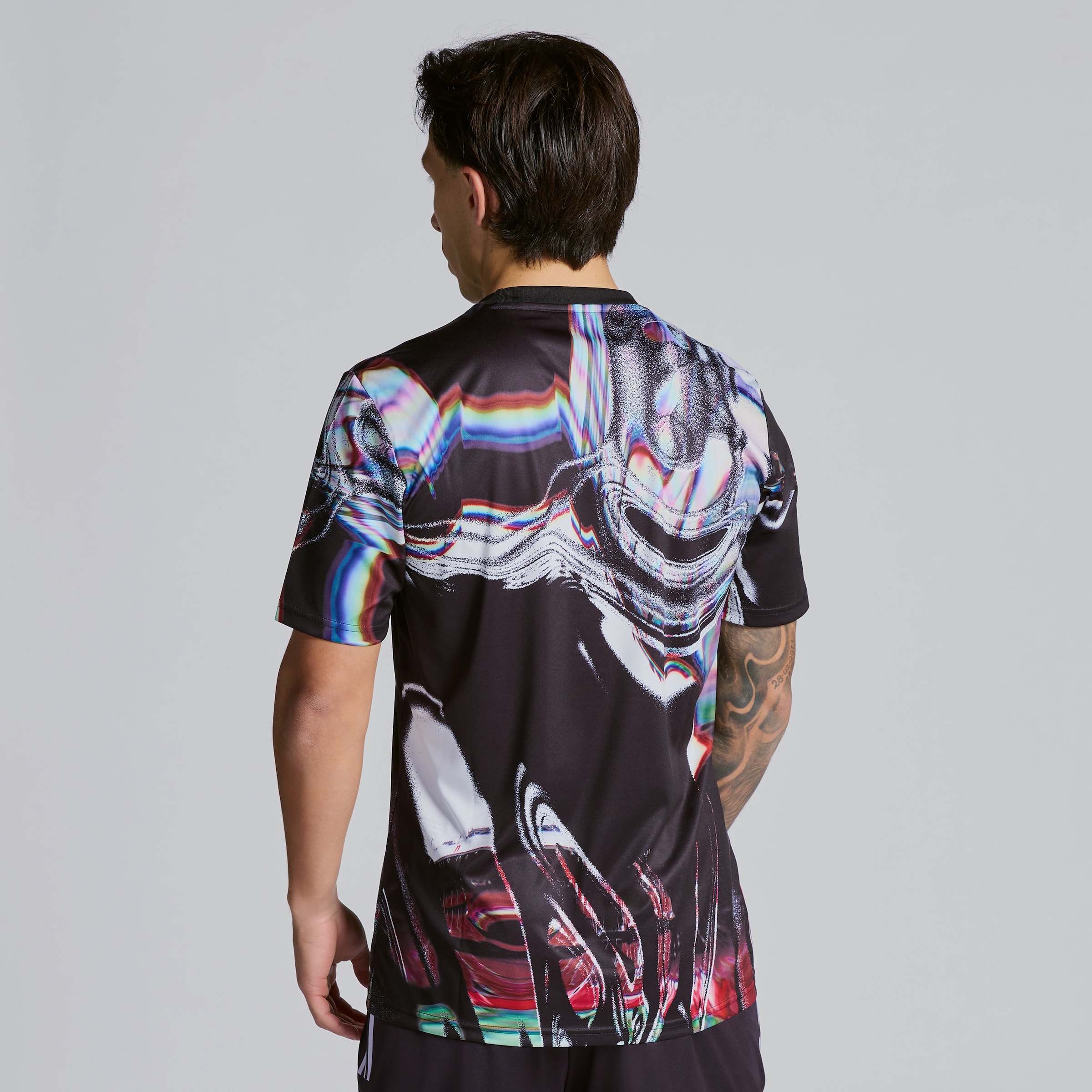 Manchester United 25/26 Pre Match Jersey Black Detail [2-5]