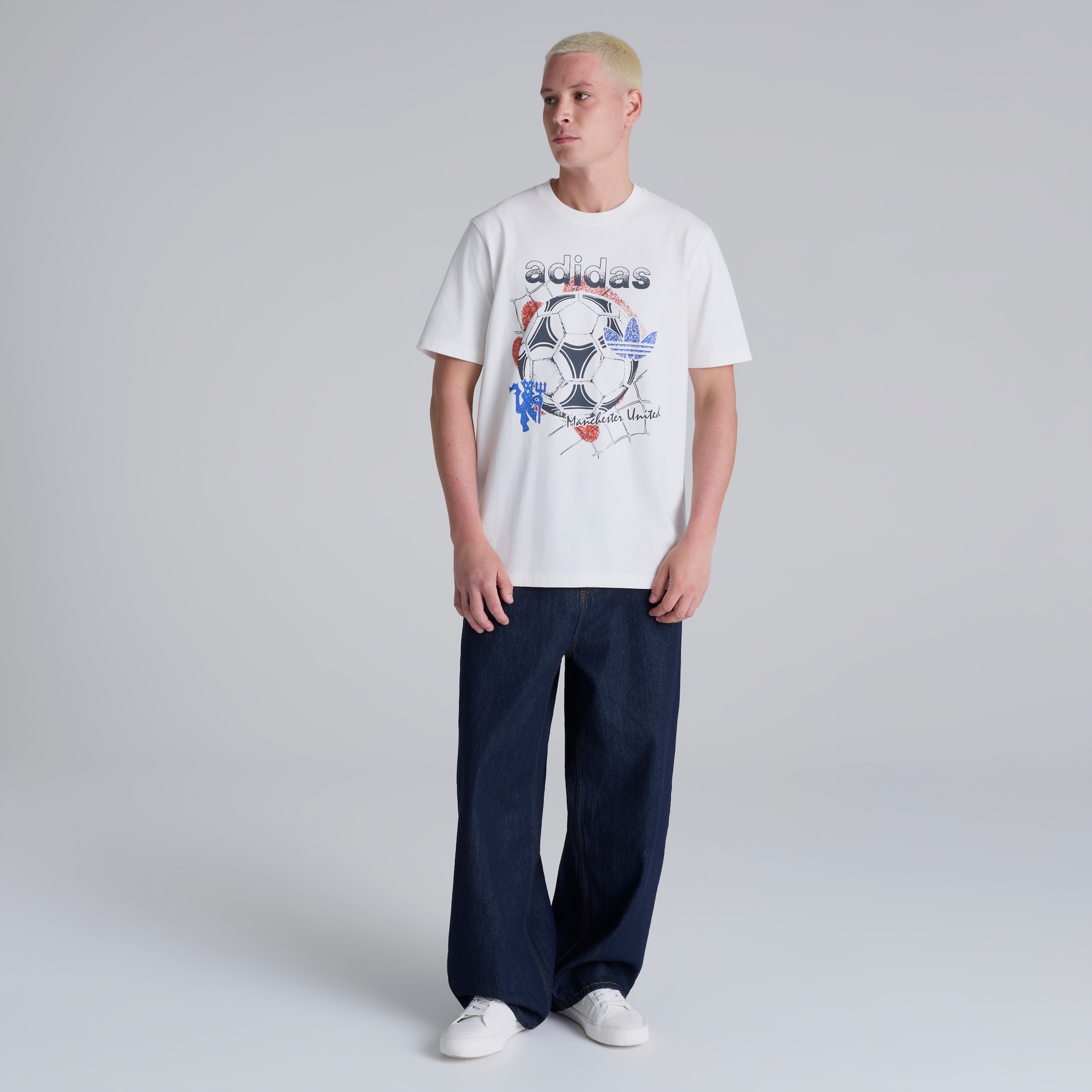 Manchester United x adidas Originals Graphic T-Shirt White 白色 细节 [3-5]