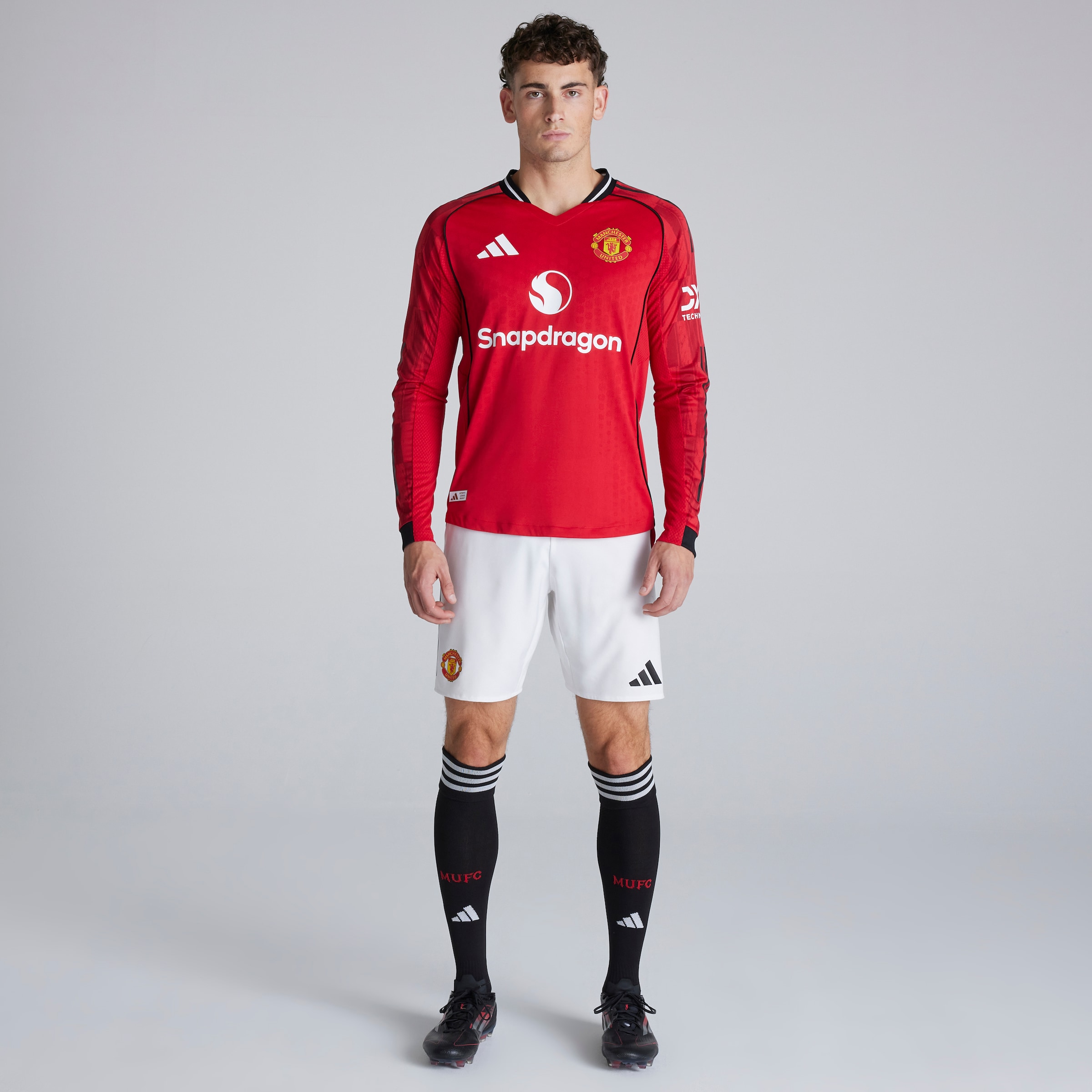 ウェア Manchester United Reversible Uniform 551e1dfa5bad.jpg?width=3840&