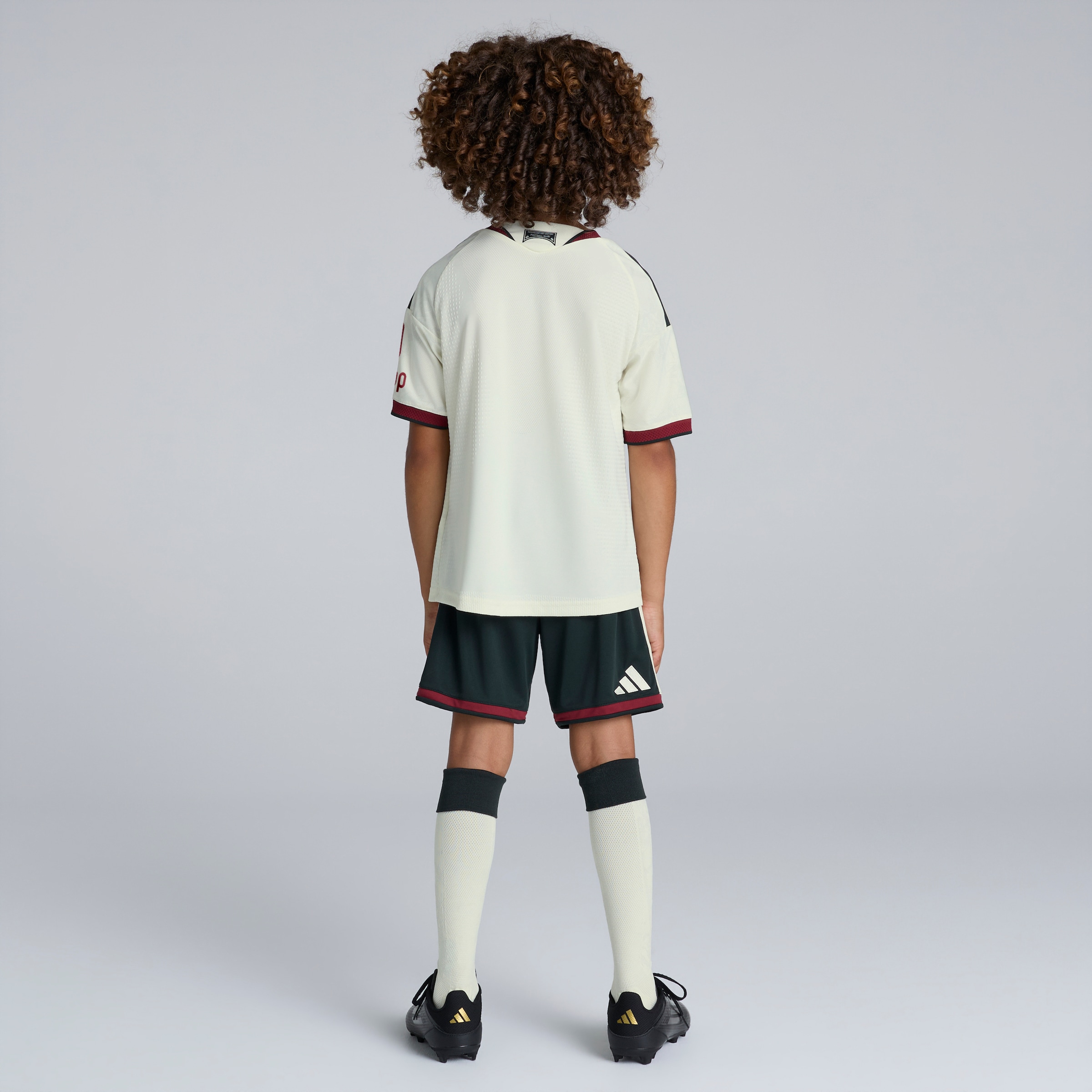 Manchester United Kids 26/27 Third Authentic Jersey Beige Detail [2-7]