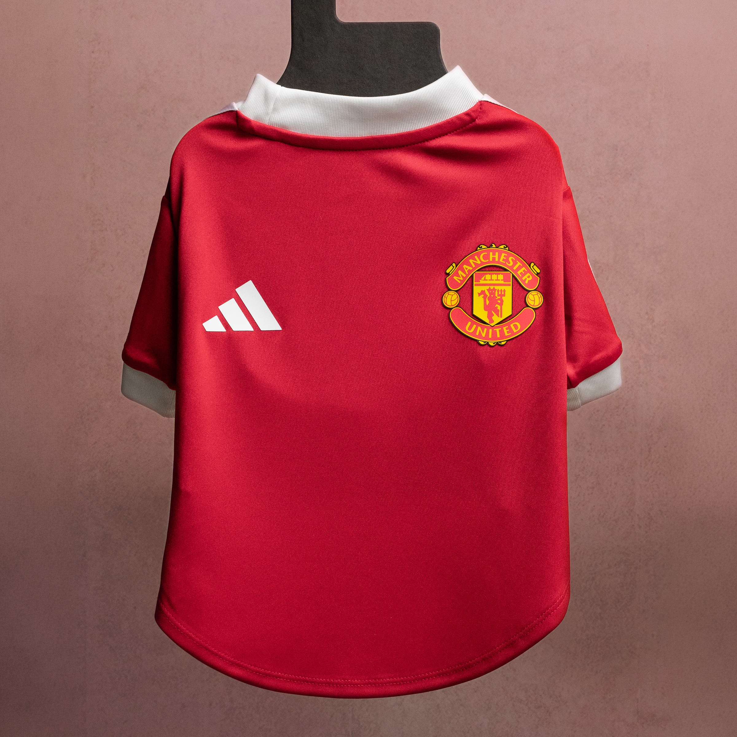 Manchester United x adidas Pet Home Jersey Red Red Detail [5-6]