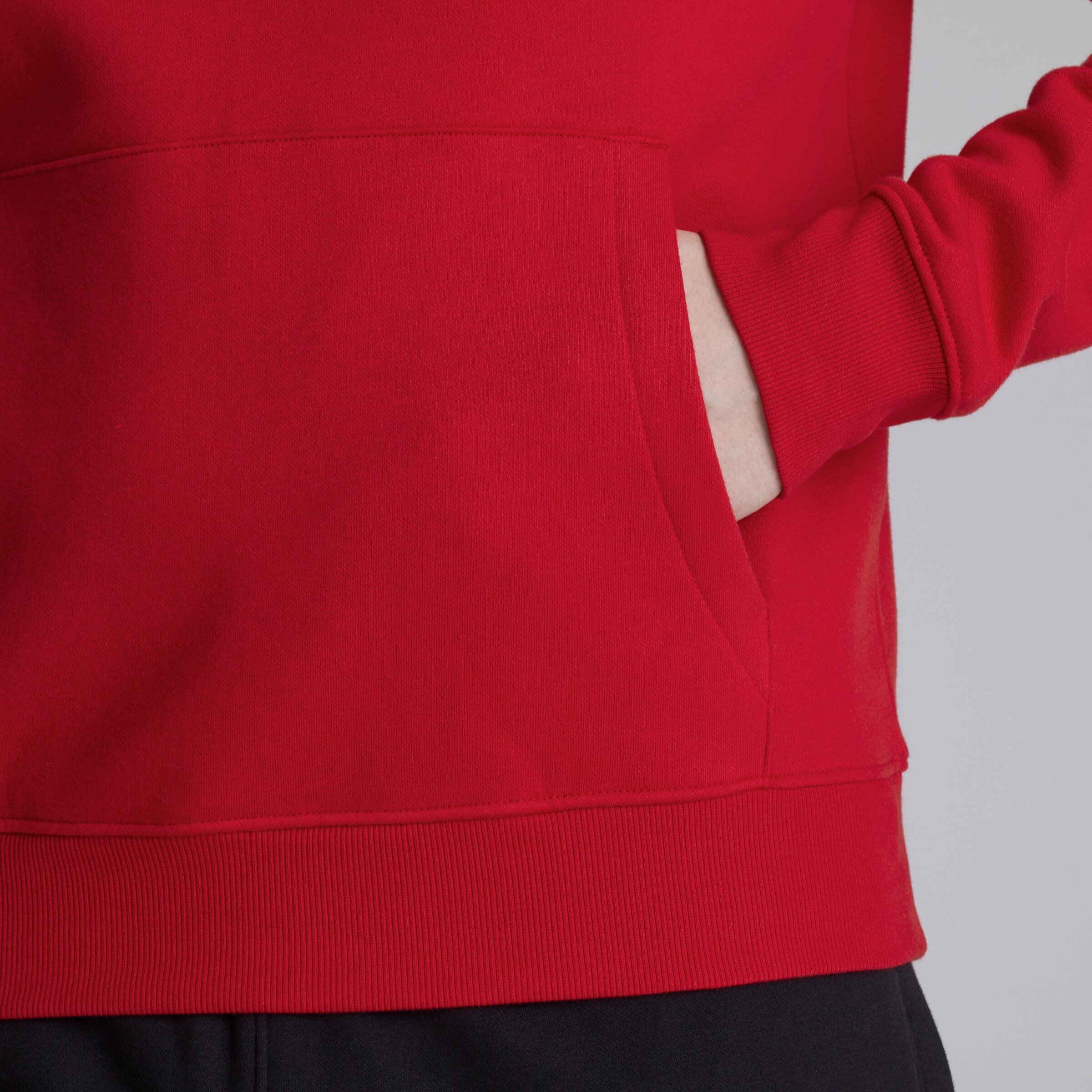 Manchester United Devil Essentials Overhead Hoodie Red Red Detail [4-6]