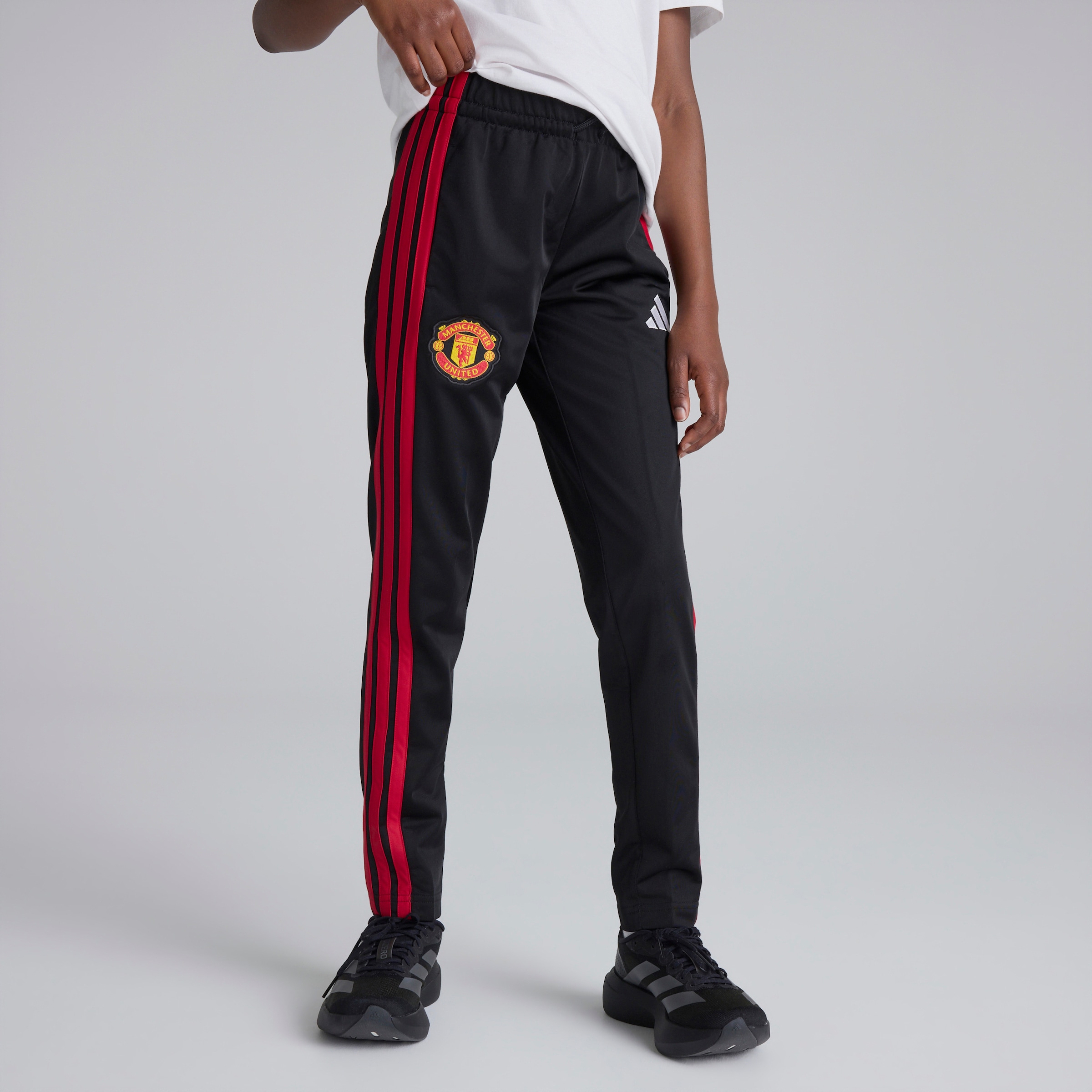 Manchester United x adidas Kids DNA Tracksuit Red Red Detail [4-6]