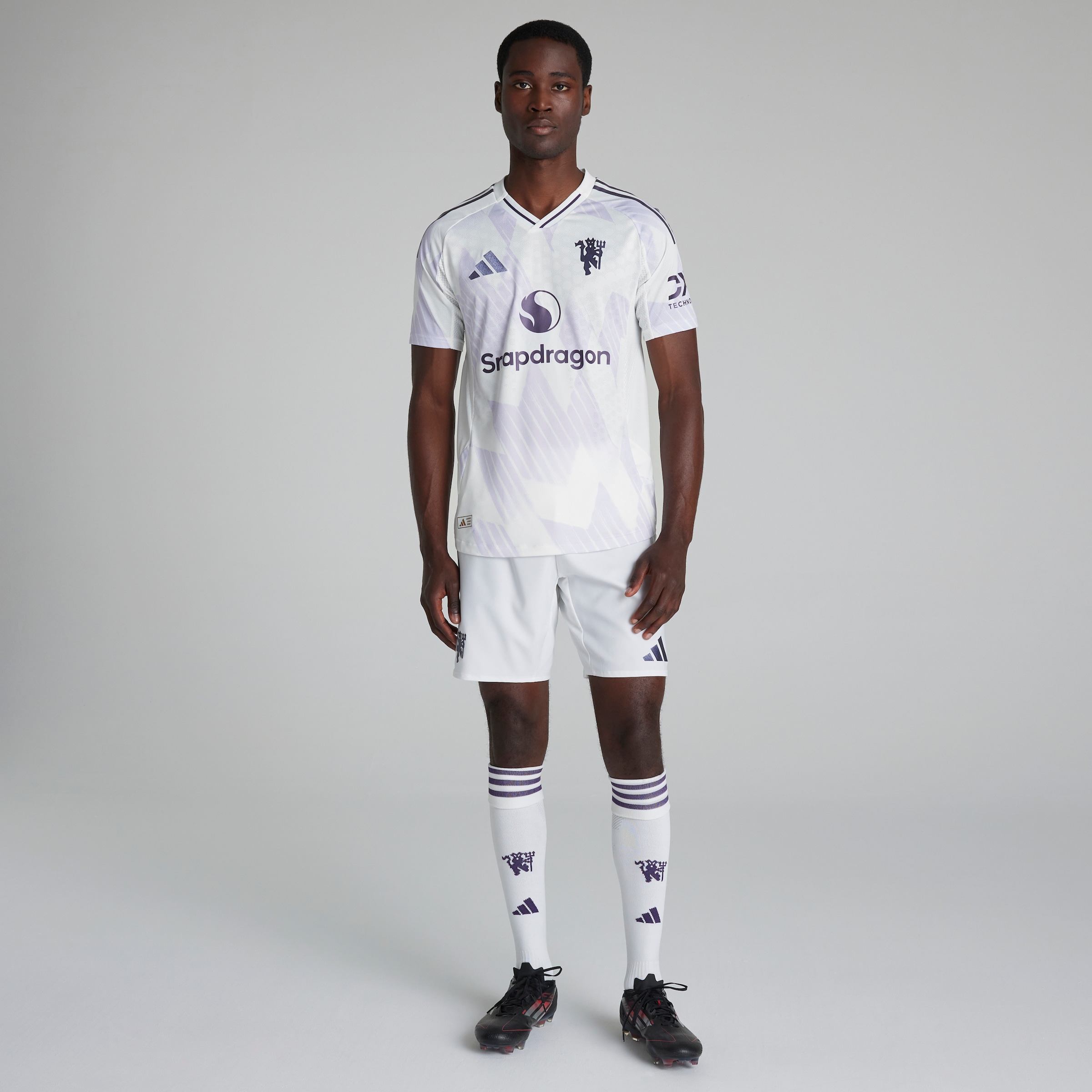 Manchester United 25/26 Adult Away Authentic Short Blanc Détail [3-8]