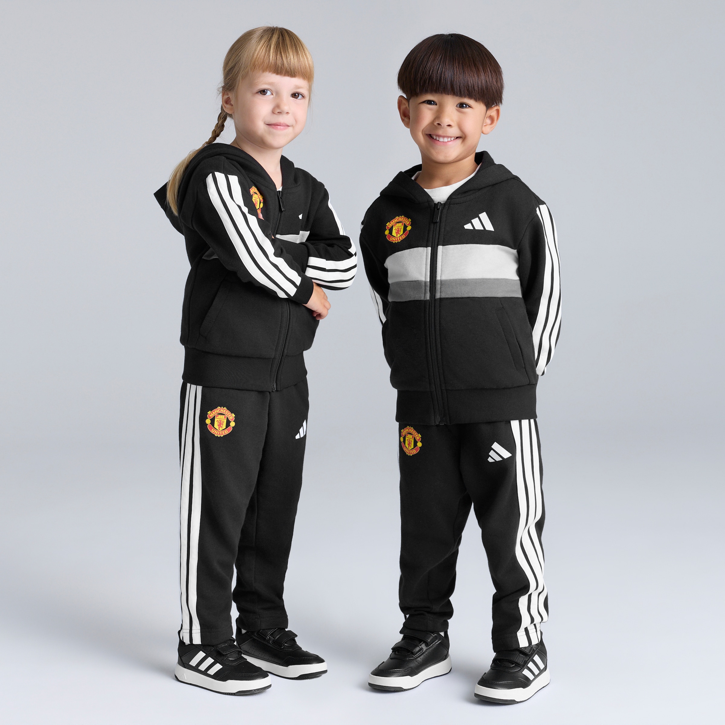 Manchester United x adidas Little Kids Essentials Tibero Fleece Tracksuit Black Black