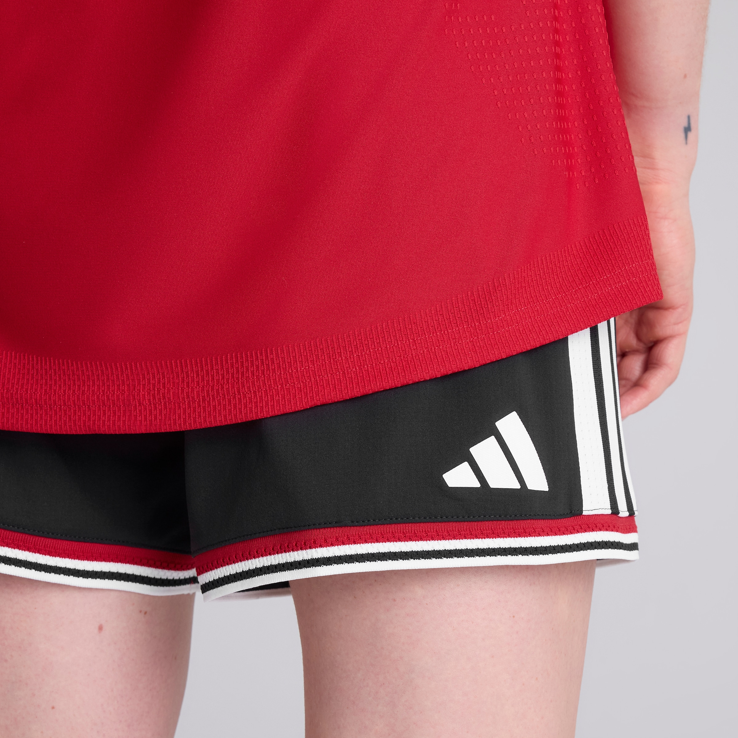 Manchester United Womens 26/27 Home Authentic Shorts Black 黑色 细节 [5-5]