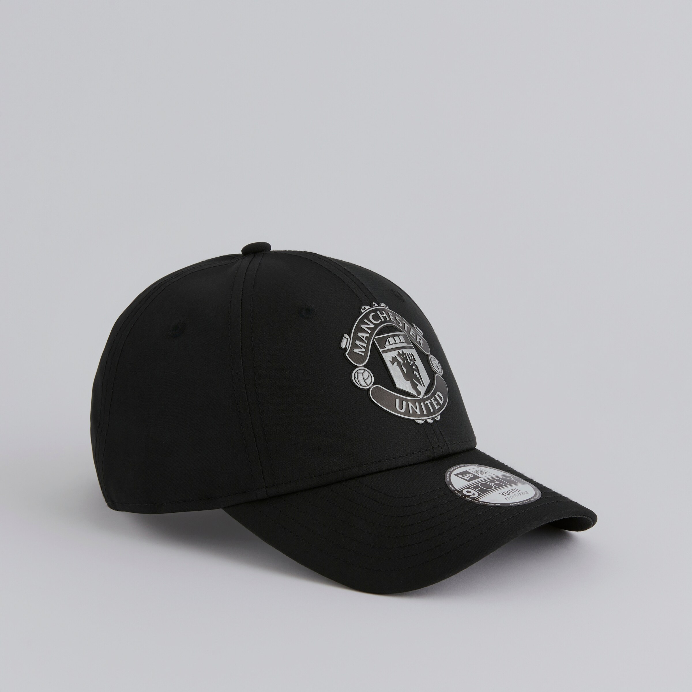 Manchester United x New Era Kids Reflective Crest 9Forty Cap Black Black Detail [2-5]