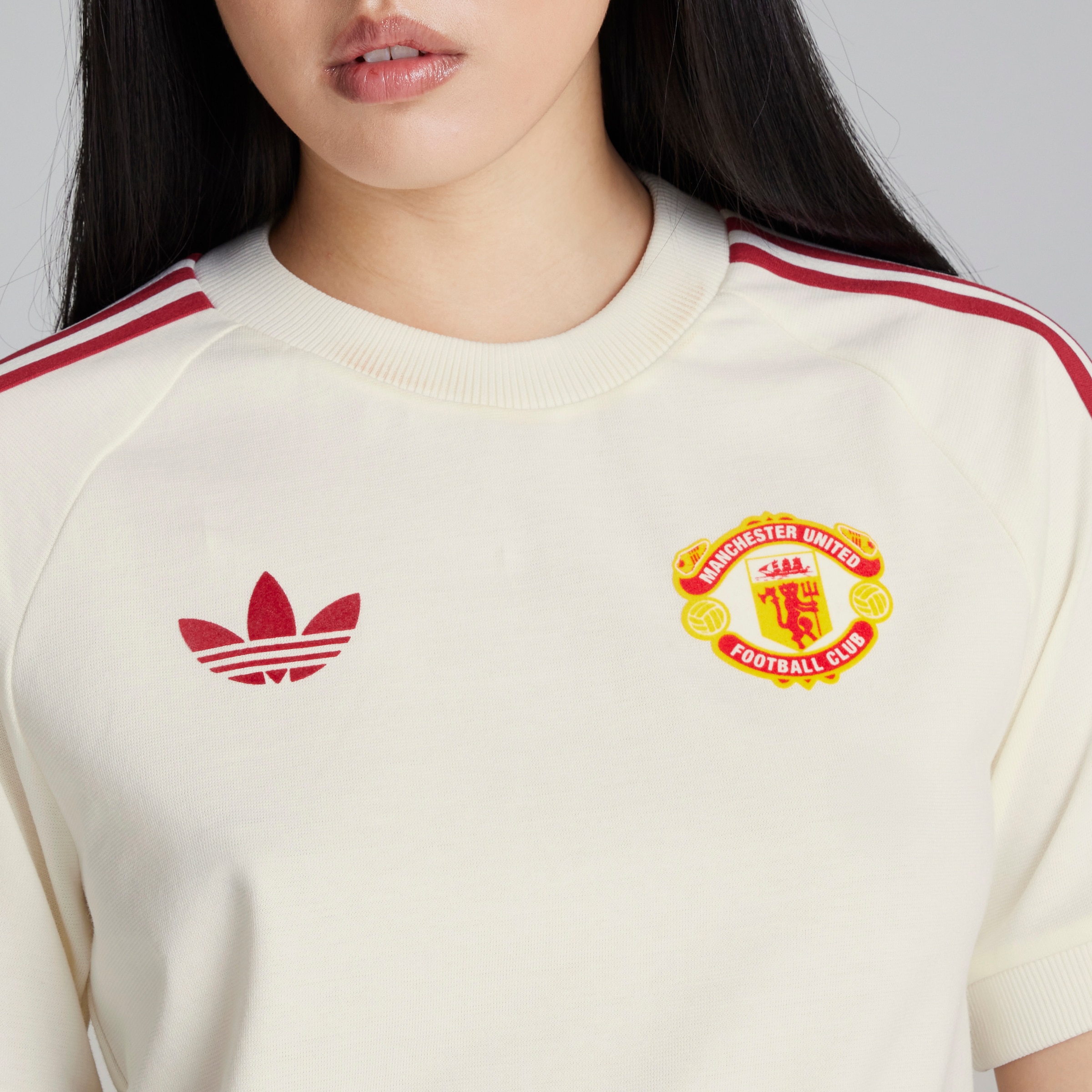 Buy Manchester United x adidas Originals Adicolor Classics