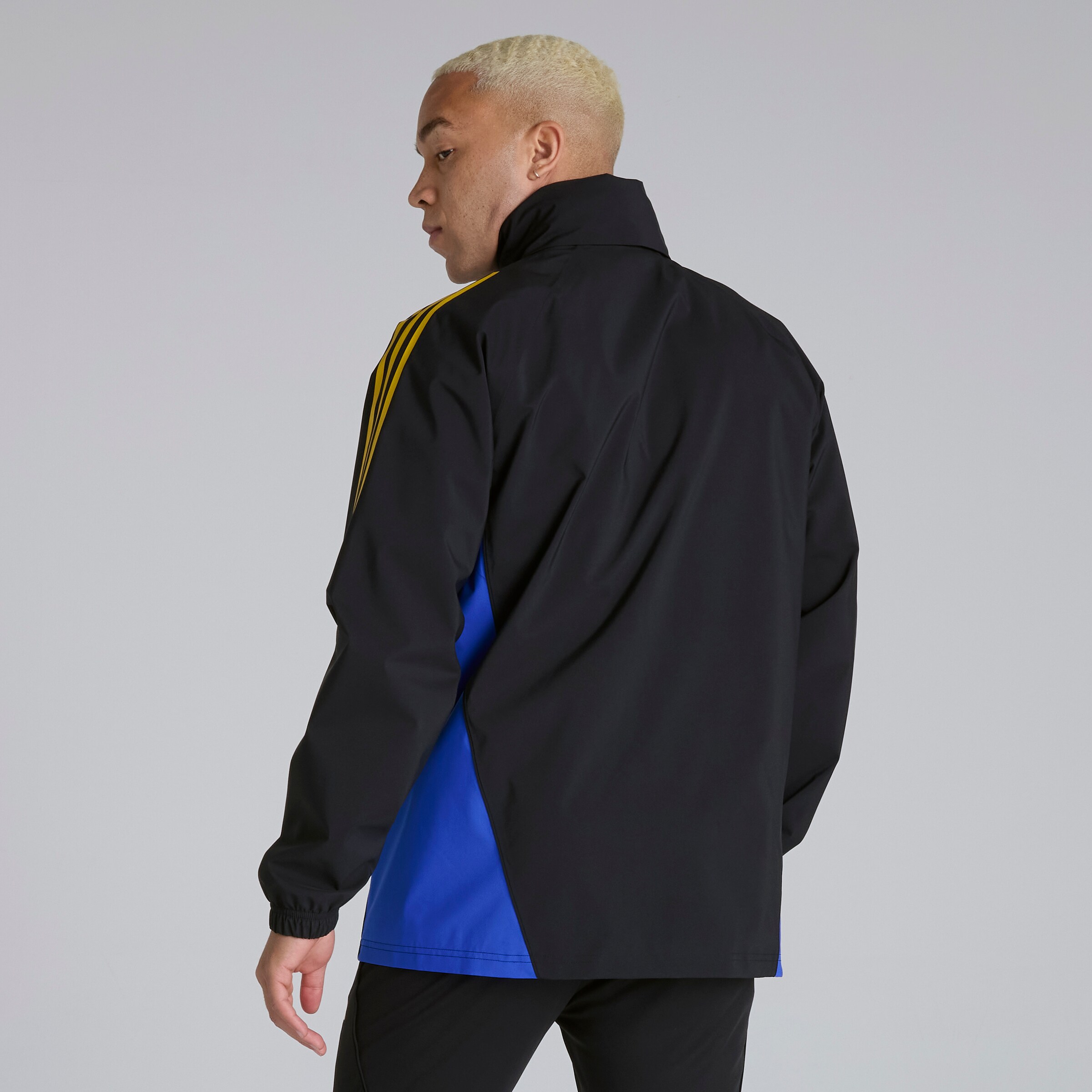 Manchester United Tiro 25 Competition Rain Jacket Black Detail [2-6]