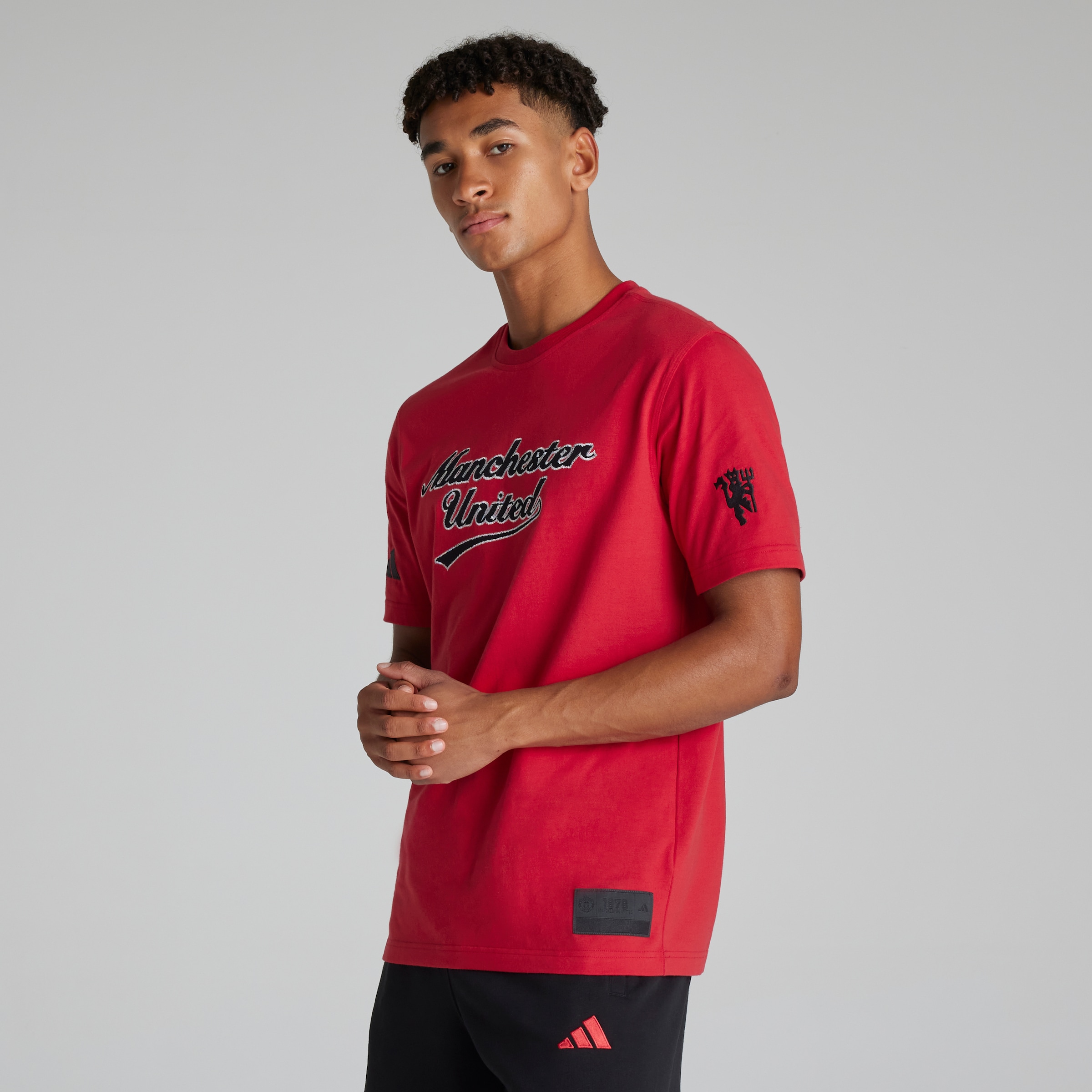 アディダスAdidas ManchesterUnited Tシャツ 2XL 美品 Adidas Manchester United DNA Graphic Tee