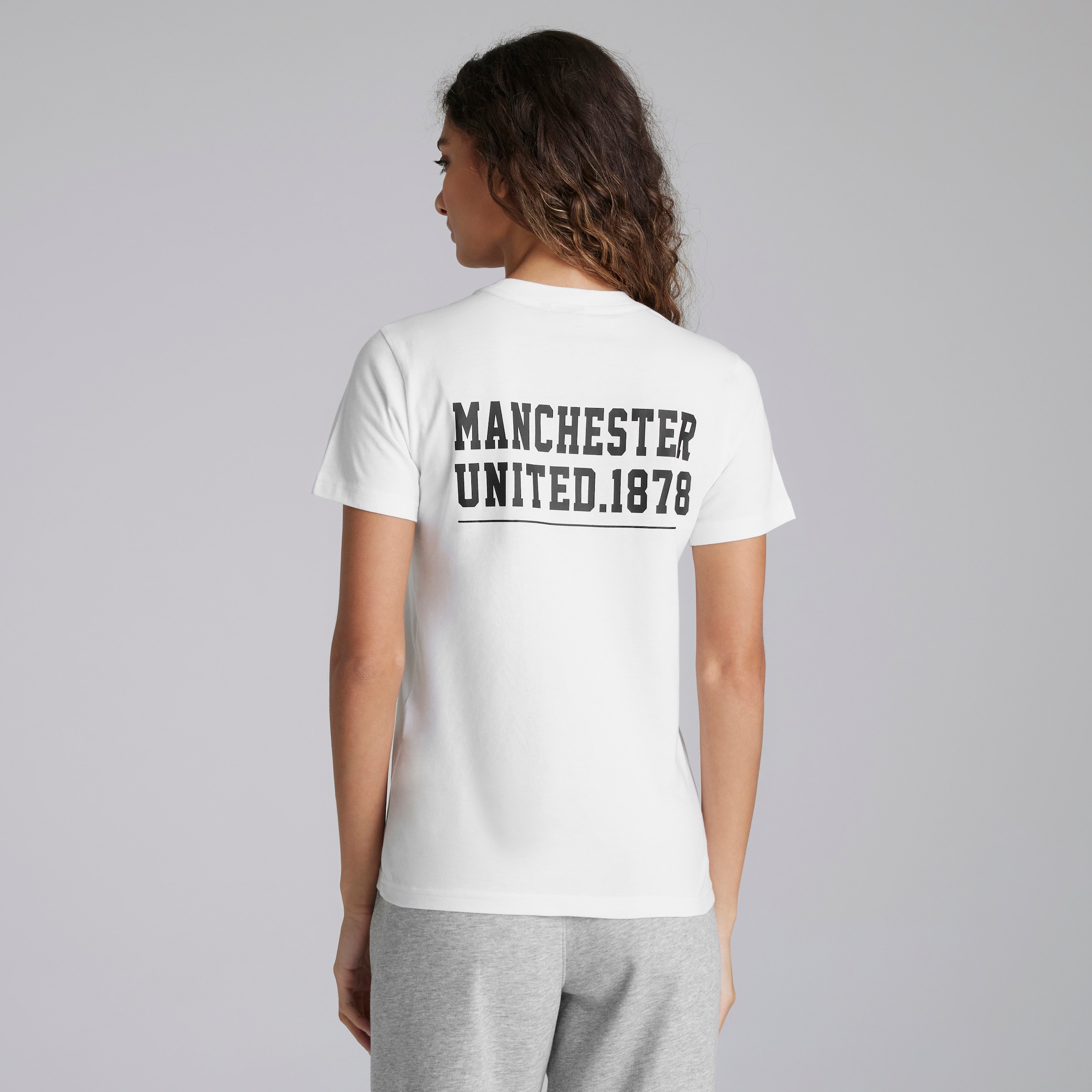 Manchester United Womens Varsity Back Print T-Shirt White White Detail [2-4]