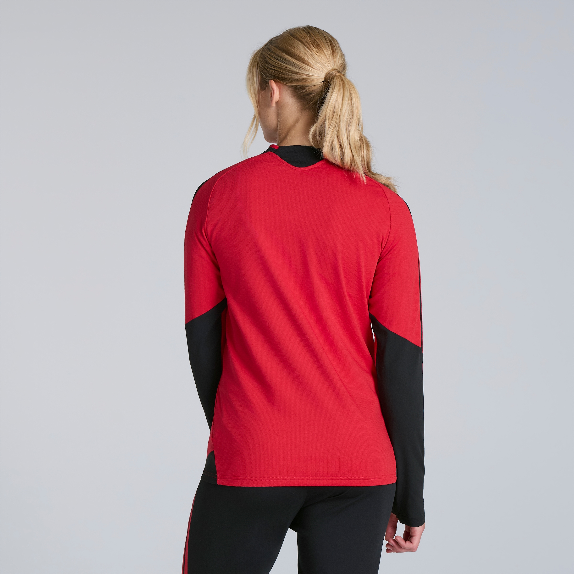 Manchester United Womens 26/27 Training Tiro Authentic Top Red Red Detail [2-5]