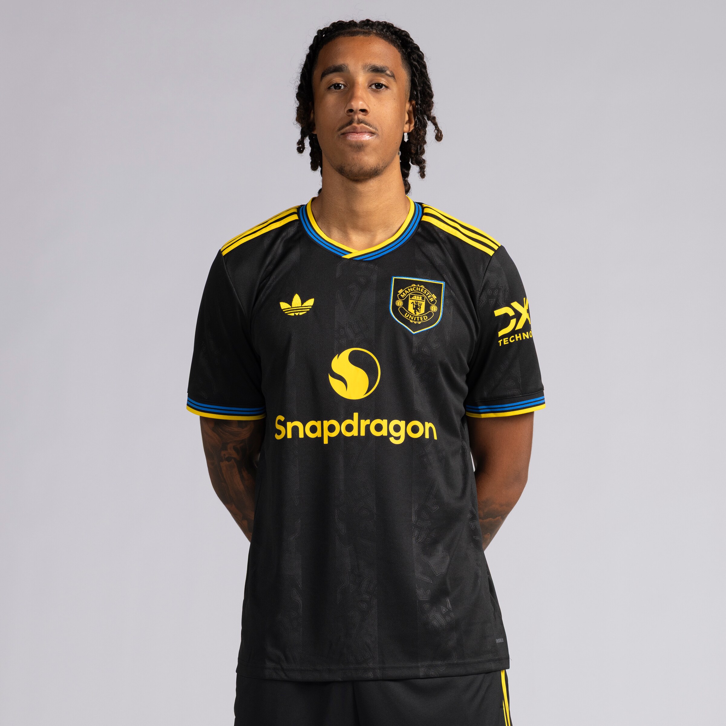 Manchester United 25/26 Third Jersey with Yoro 15 EPL Printing & Badge Black Detail [2-5]