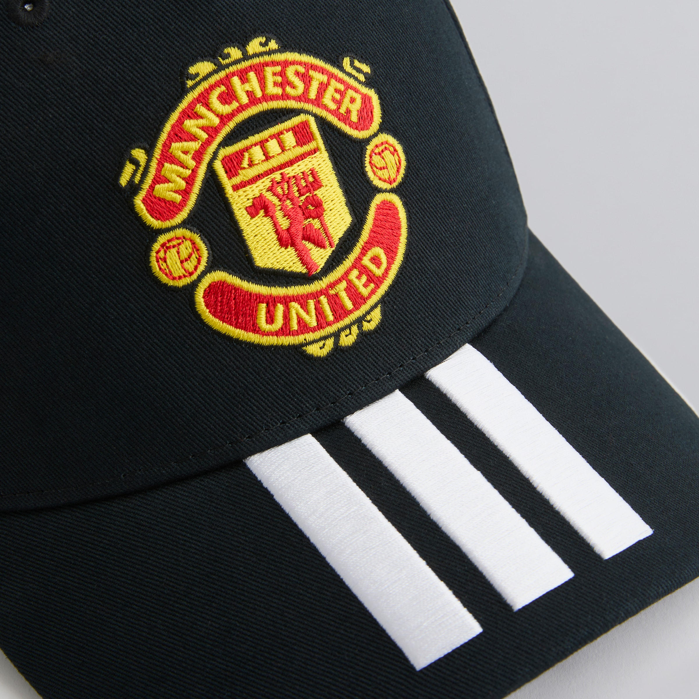 Manchester United x adidas Kids Home Baseball Cap Black 黑色 细节 [5-5]