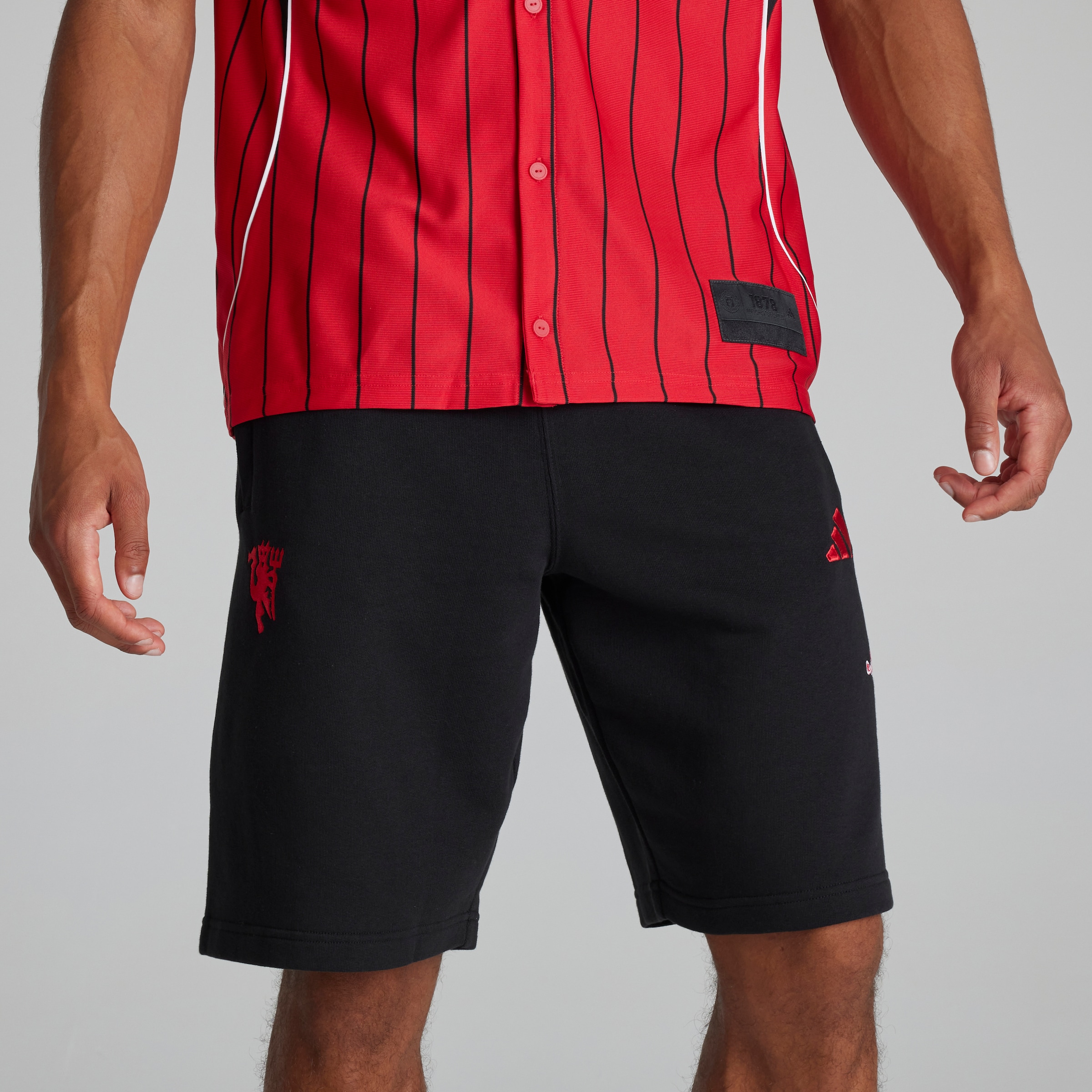 Manchester United x adidas US Pack Shorts Black Schwarz