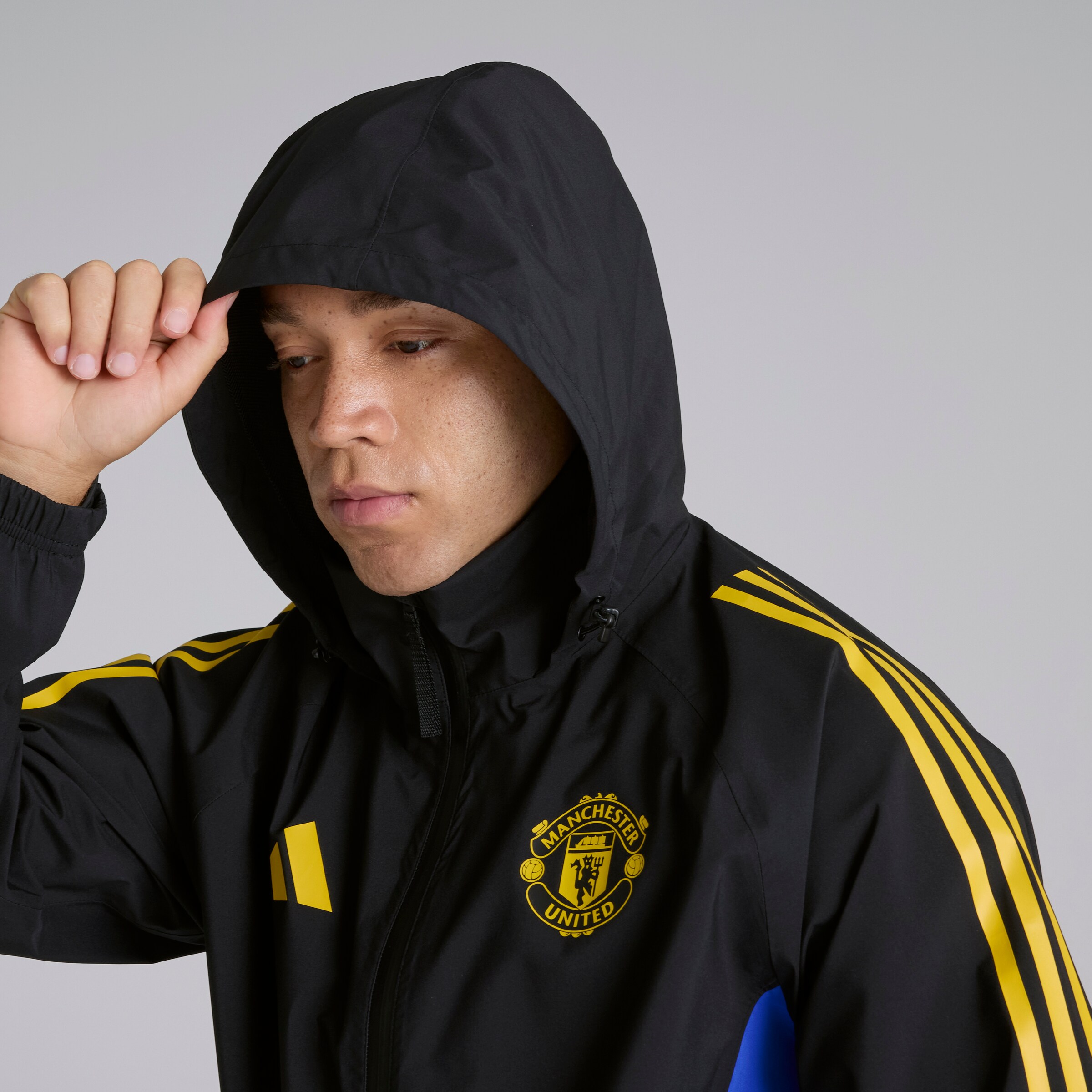 Manchester United Tiro 25 Competition Rain Jacket Black Detail [4-6]
